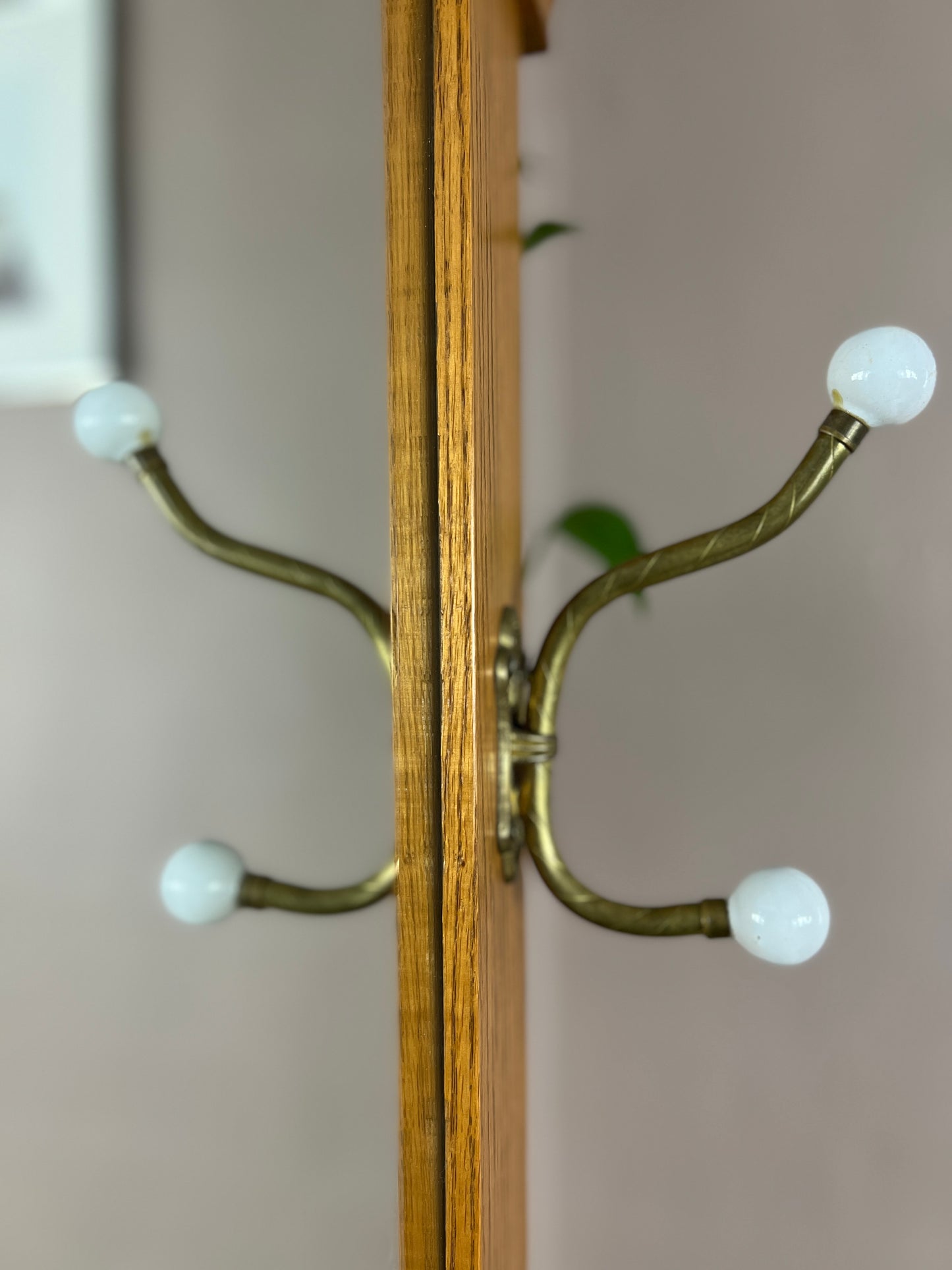The Edmund Hall Tree Bench w/Mirror