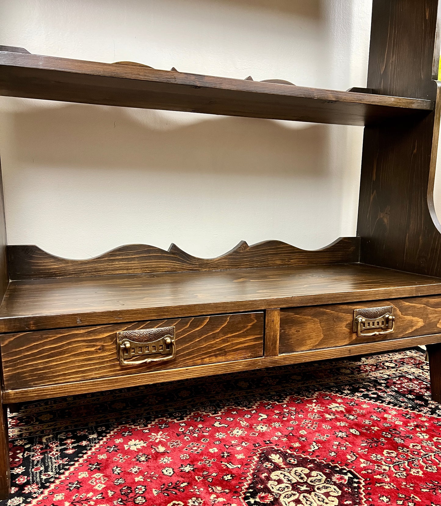 The Aloyse Shelf