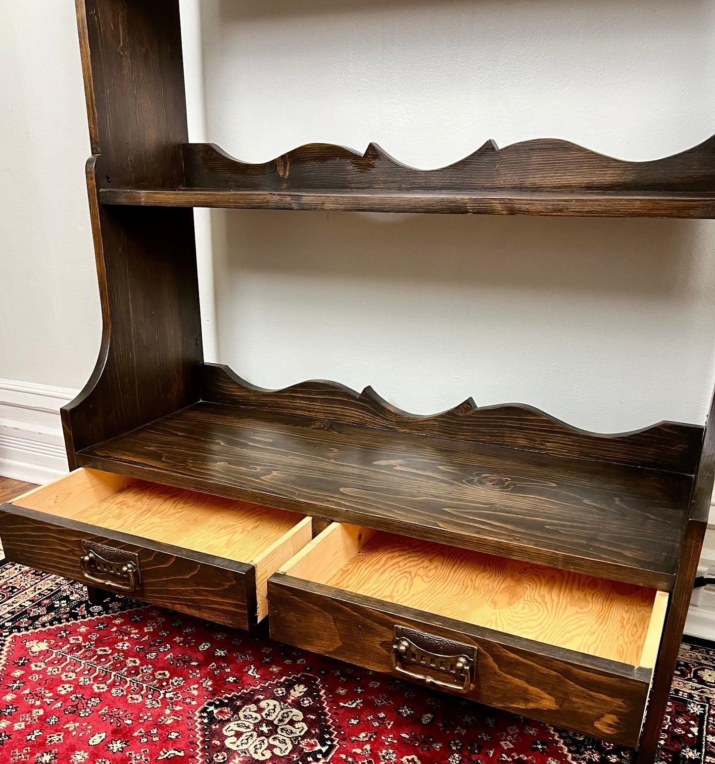 The Aloyse Shelf