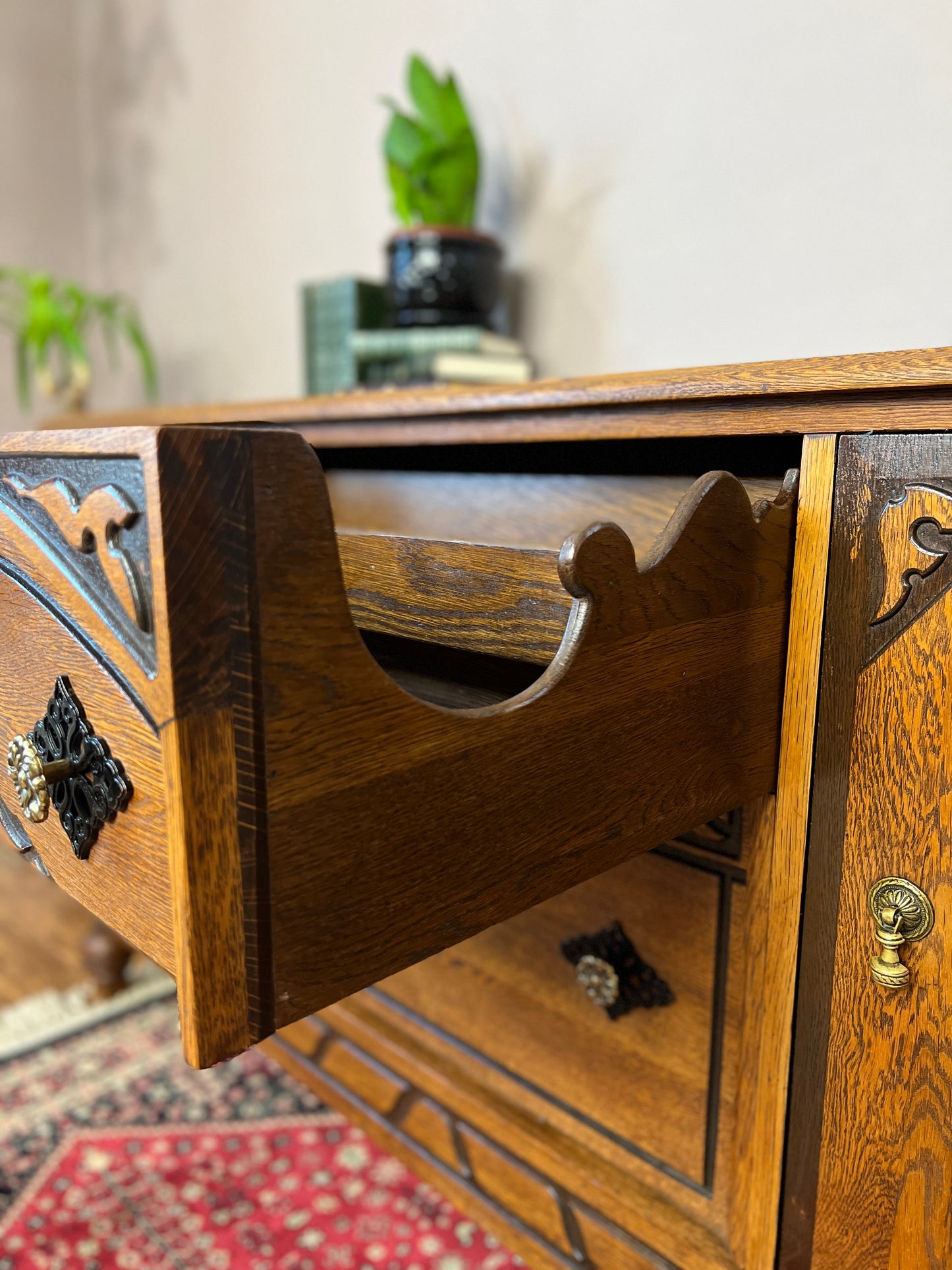 The Frieda Sideboard