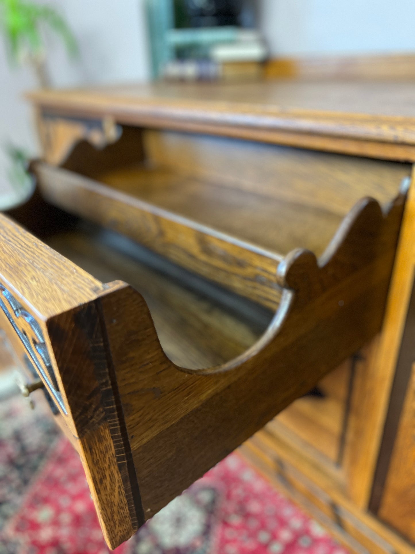 The Frieda Sideboard