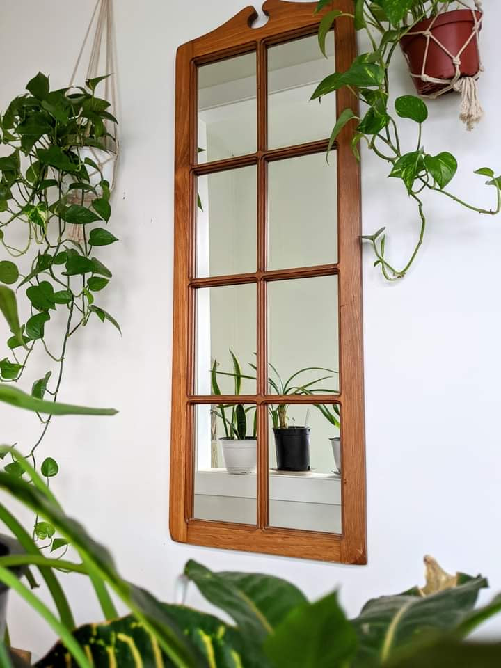 The Ferdinand Mirror