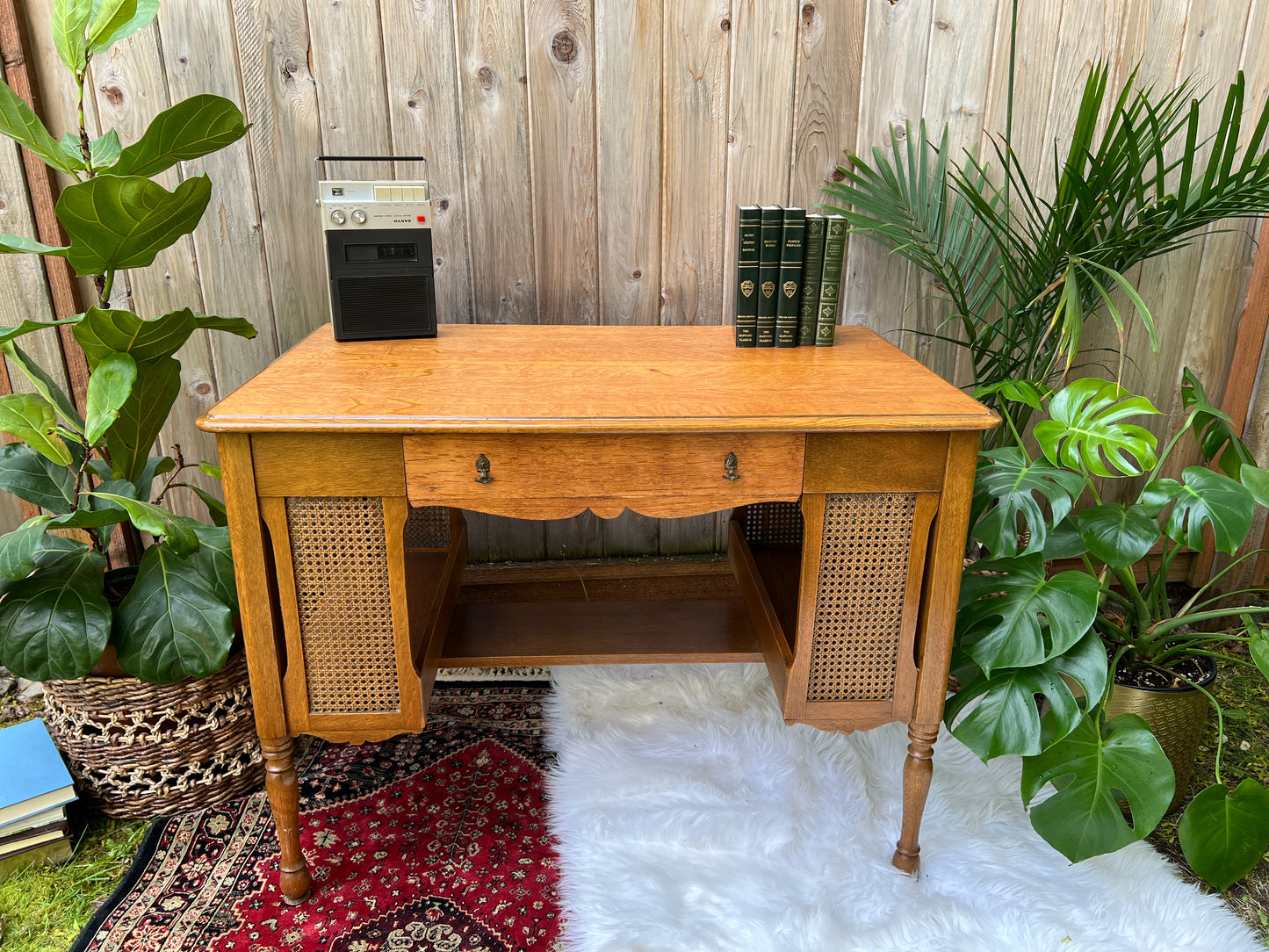The Kelso Desk