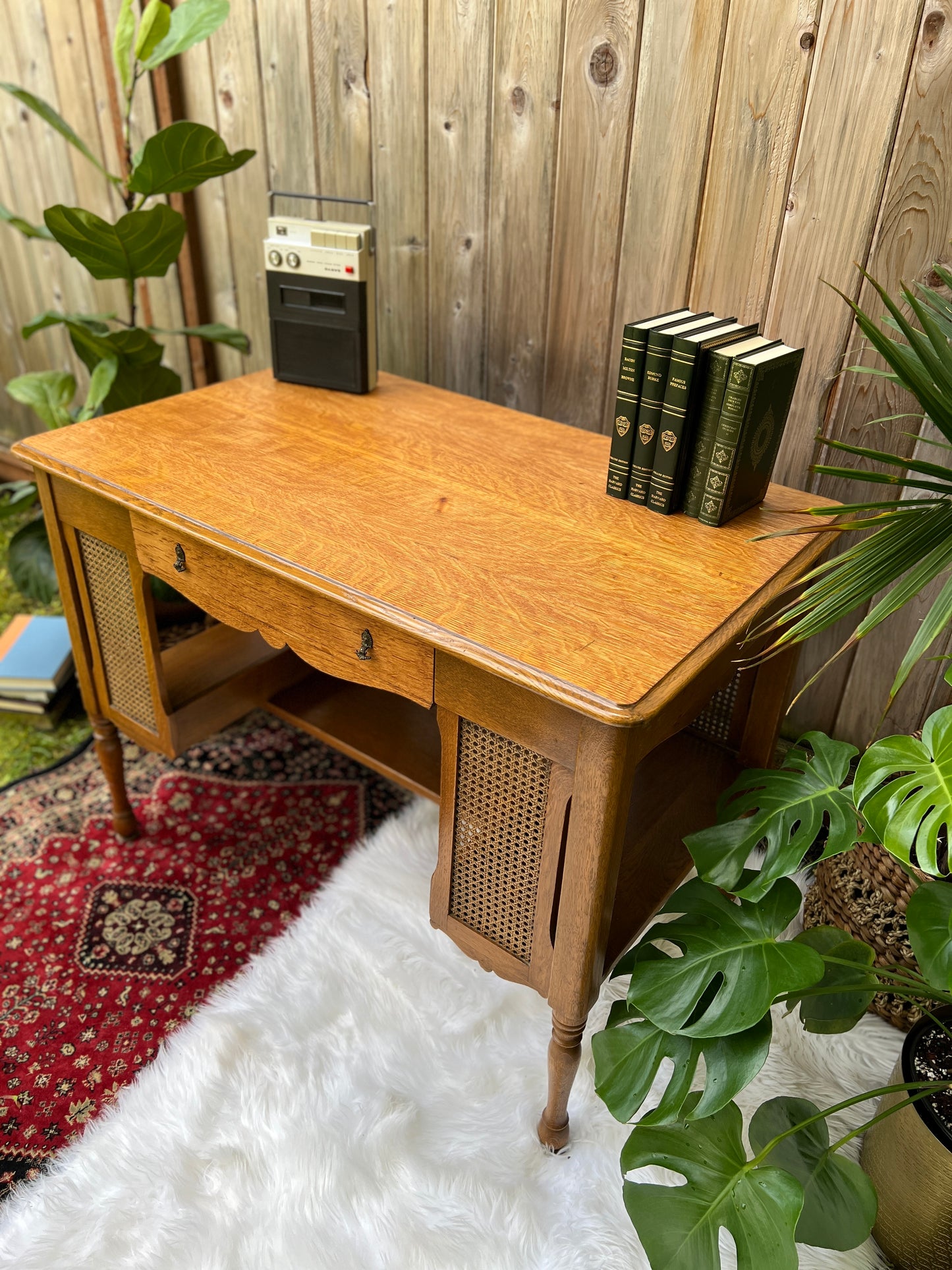 The Kelso Desk