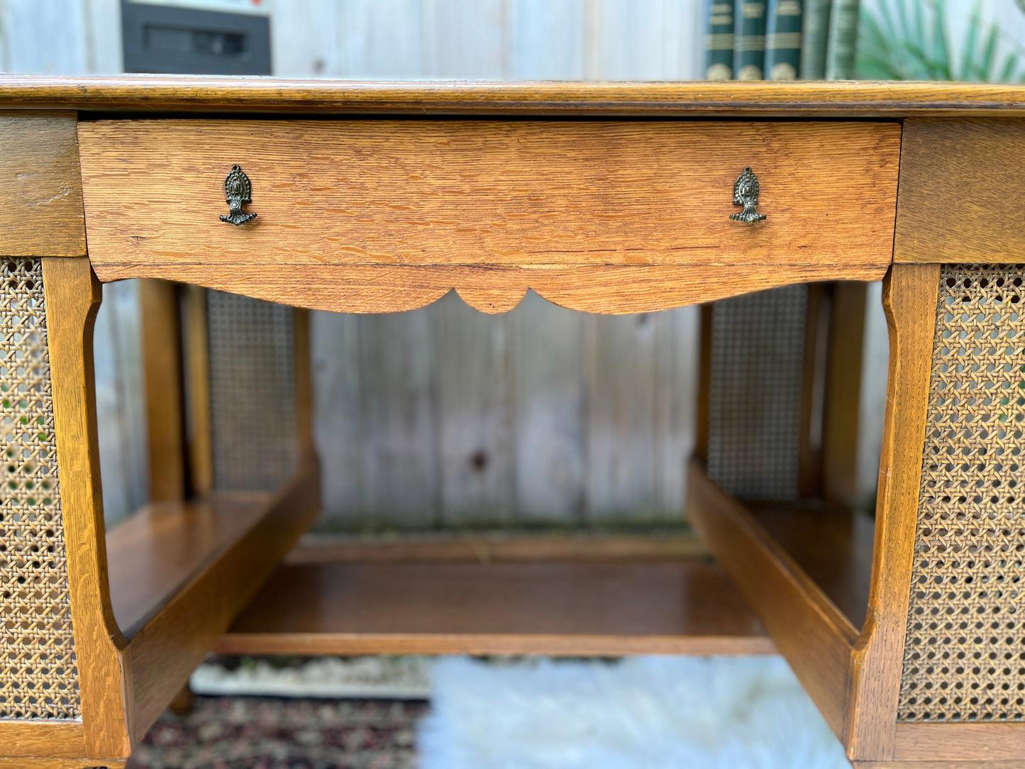 The Kelso Desk