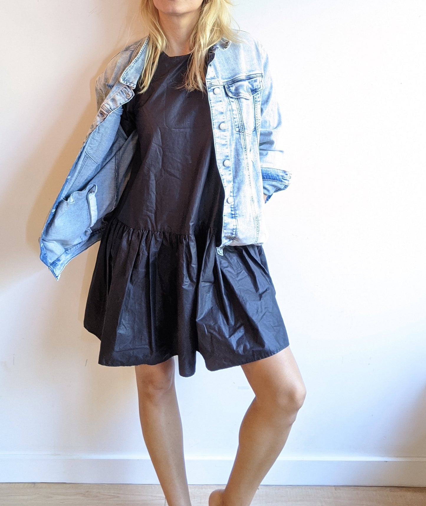black dress womens 80s fashion 