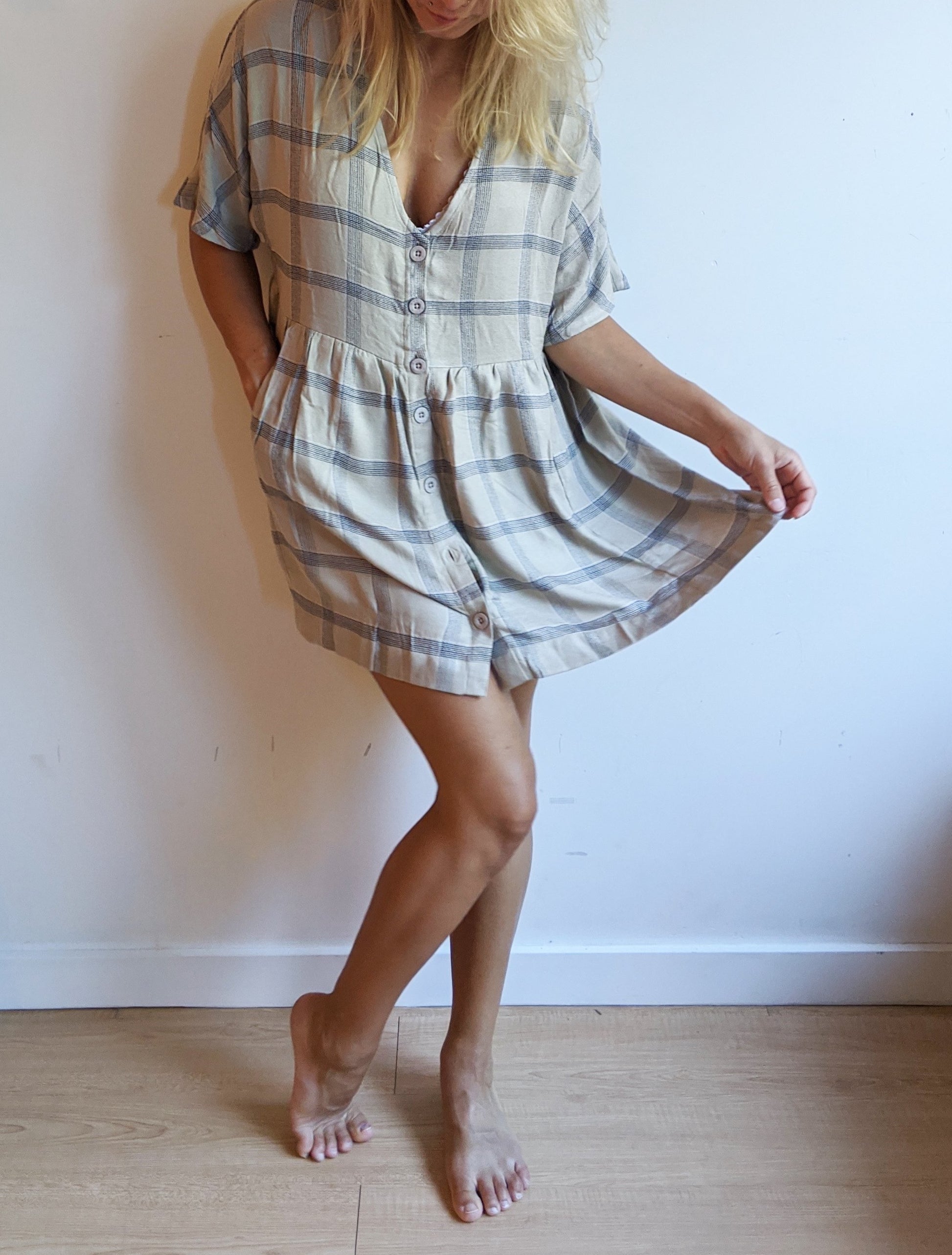 RVCA SUMMER DRESS 90s RETRO STYLE