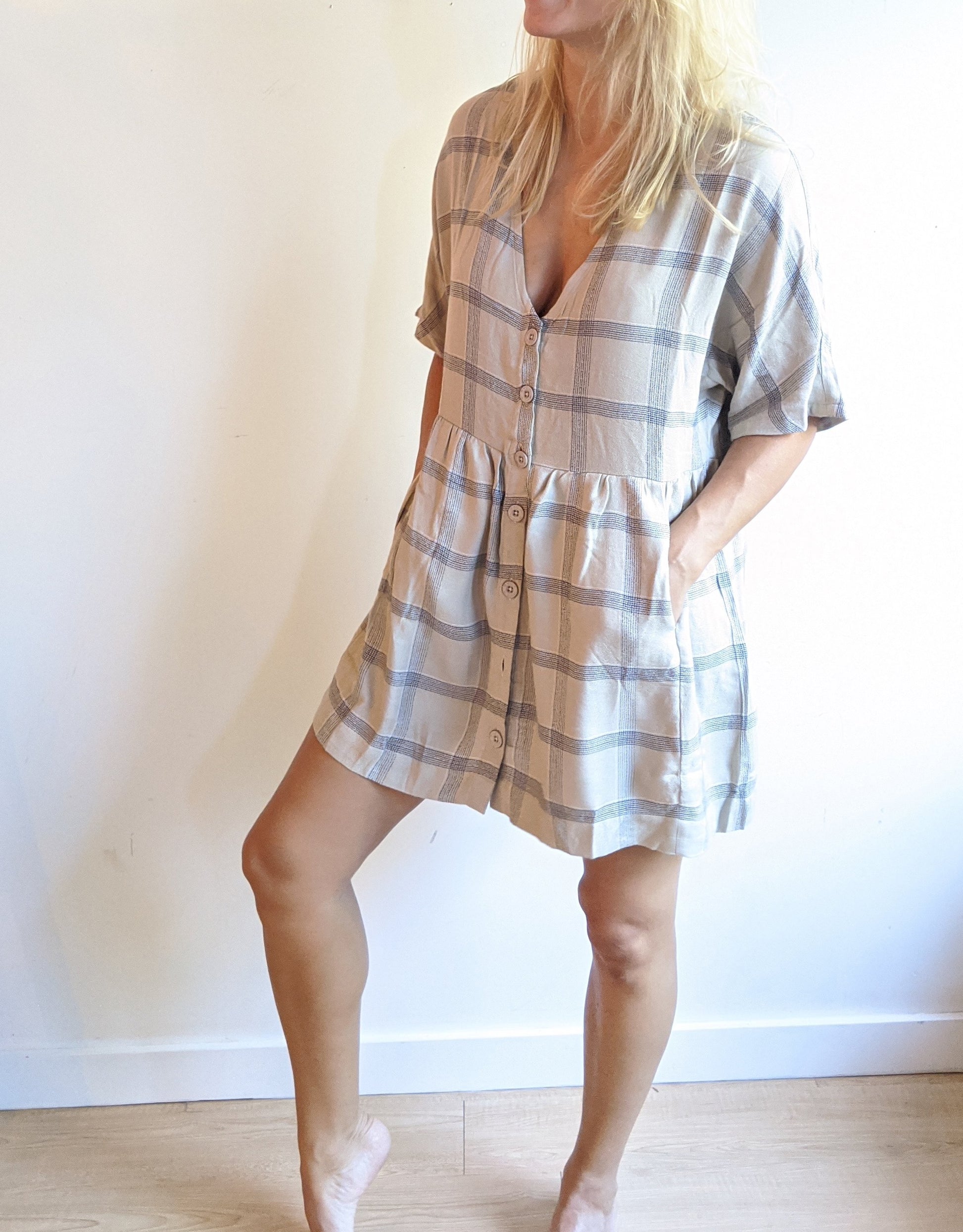 RVCA SUMMER DRESS 90s RETRO STYLE
