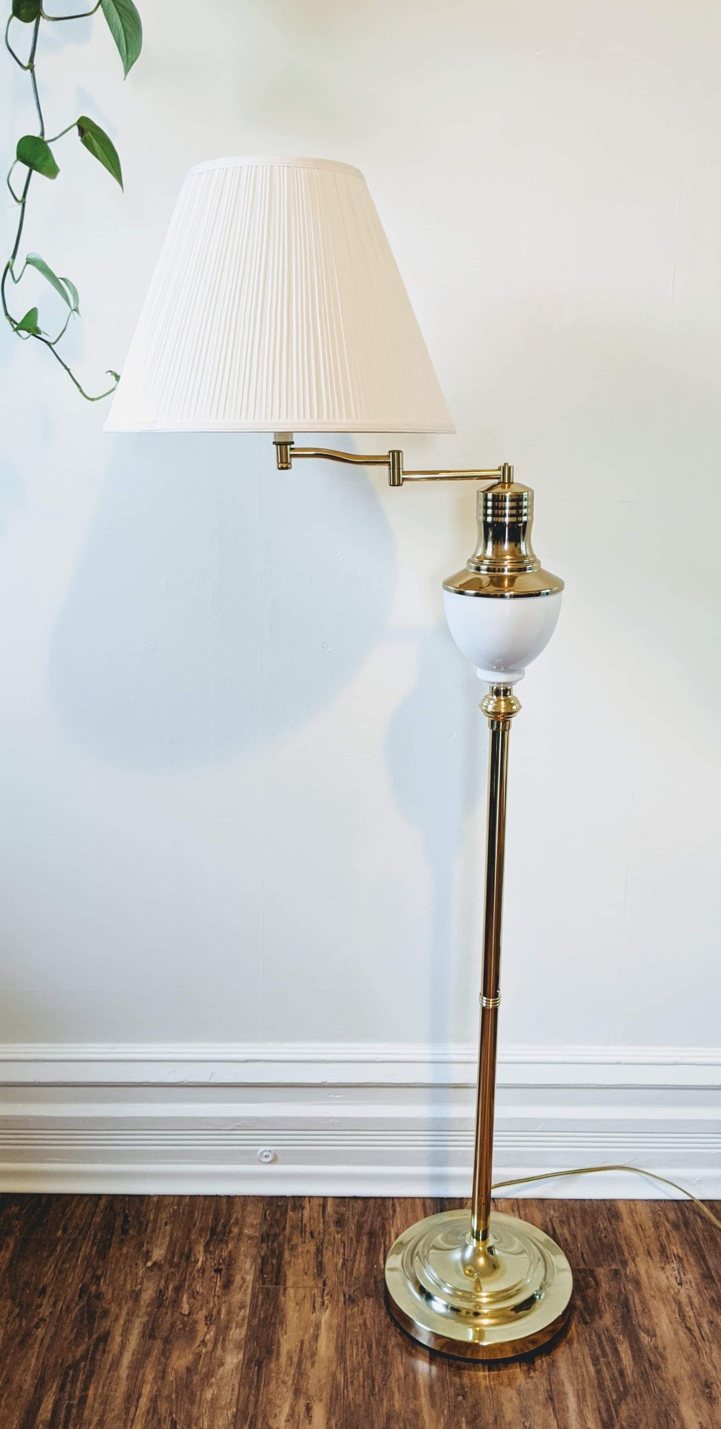 The White Cadillac Lamp