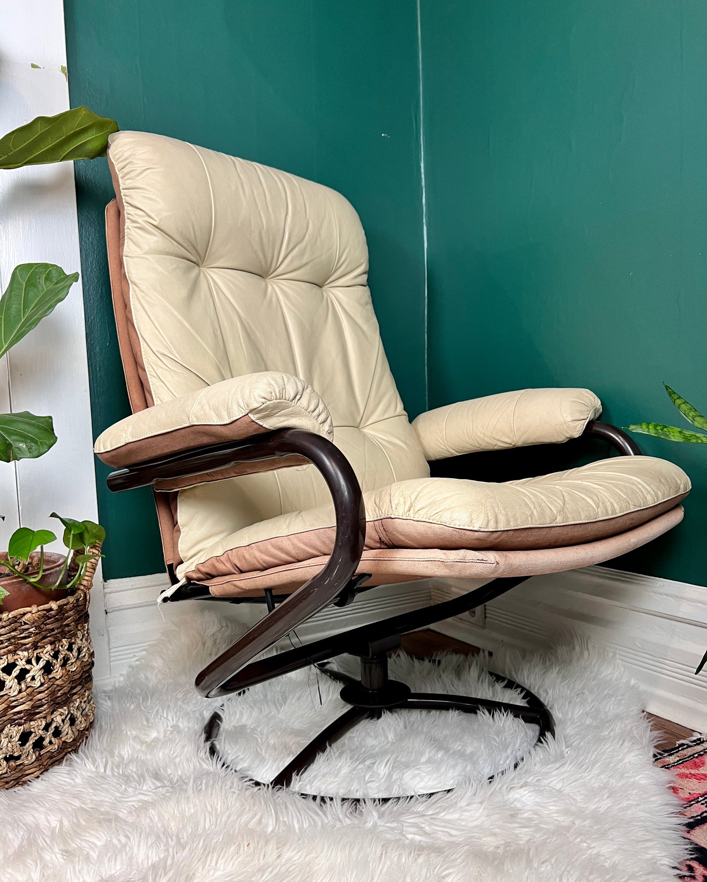 The Beige Leather Chair