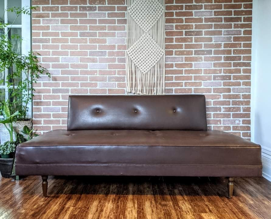 The Gilberto Sofa