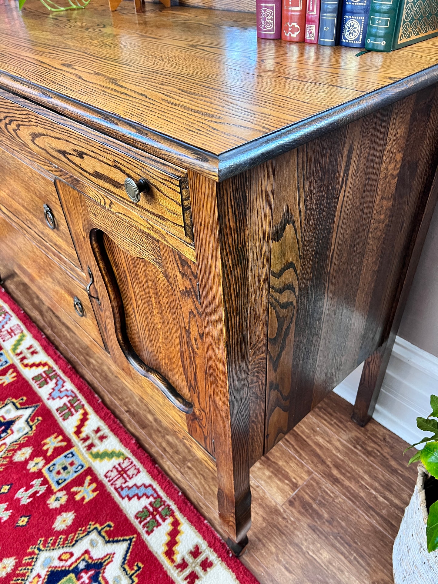 The Berlenni Sideboard