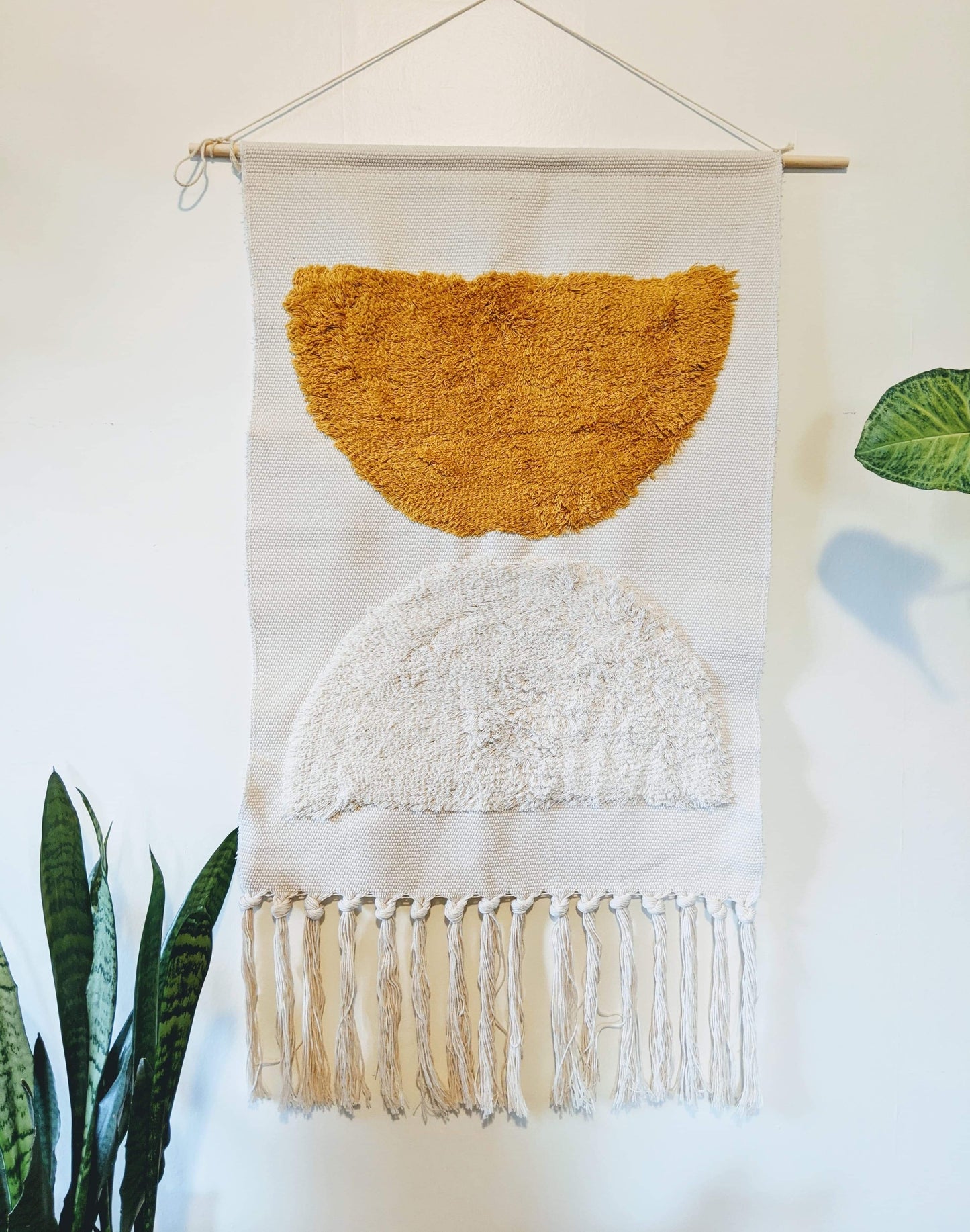 The Over Easy Wall Hanger