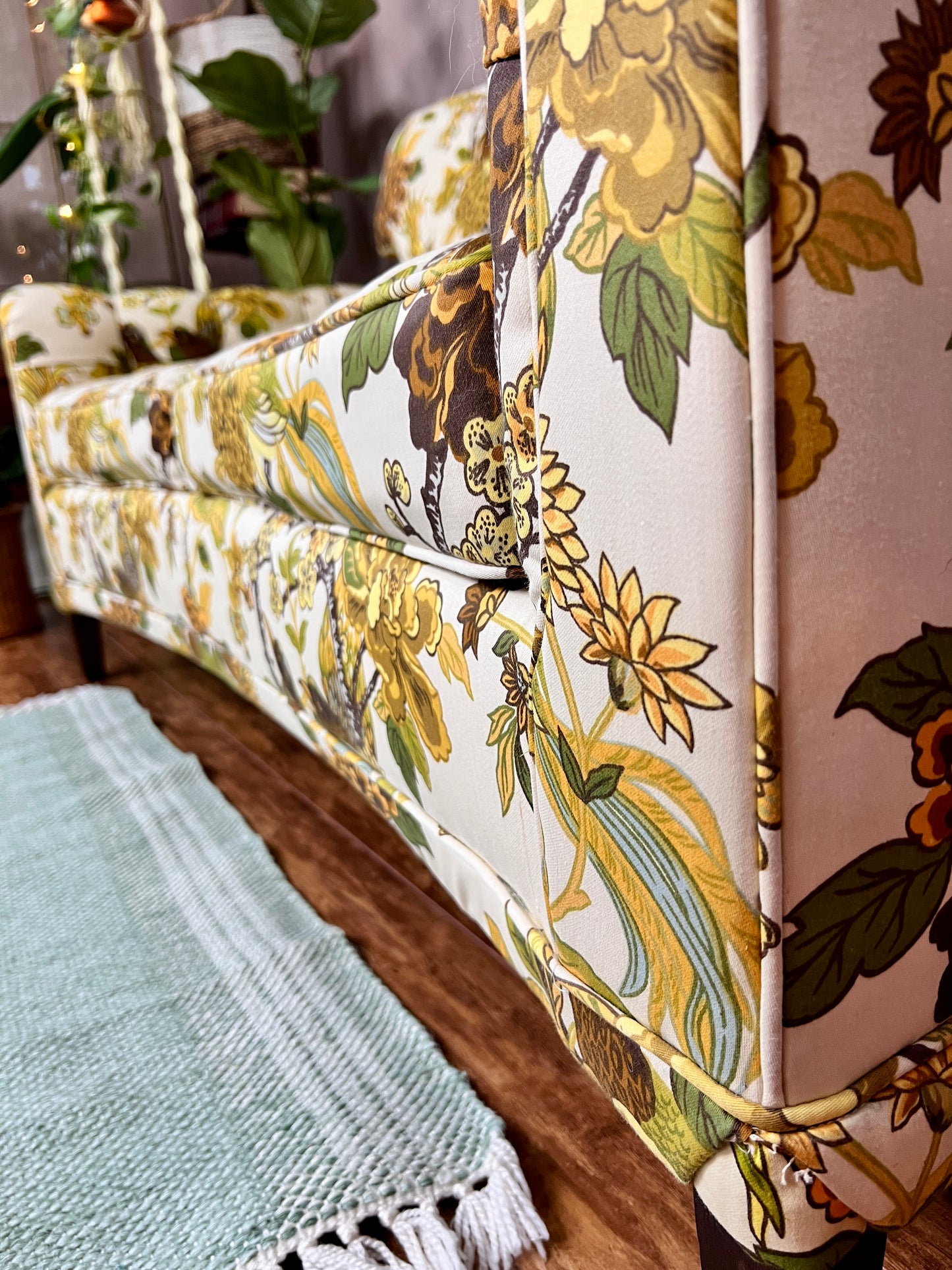The Funky Birds Sofa & Chair Set