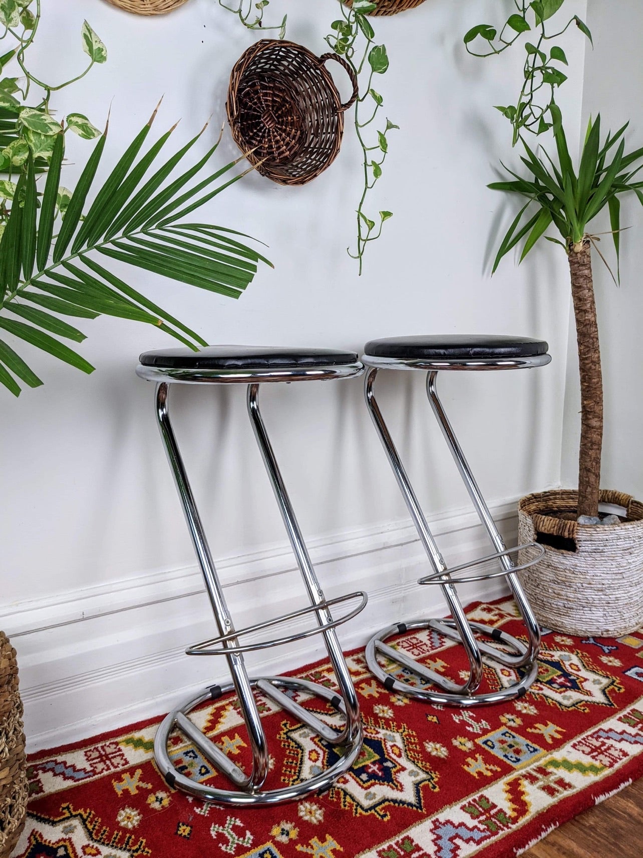 The Silver Cobra Stools