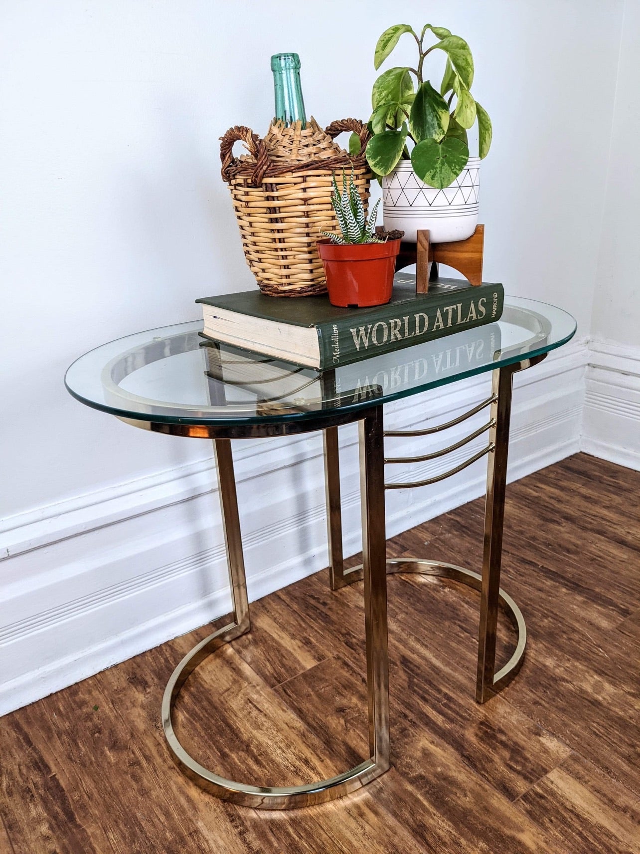 The Zeppelin Table