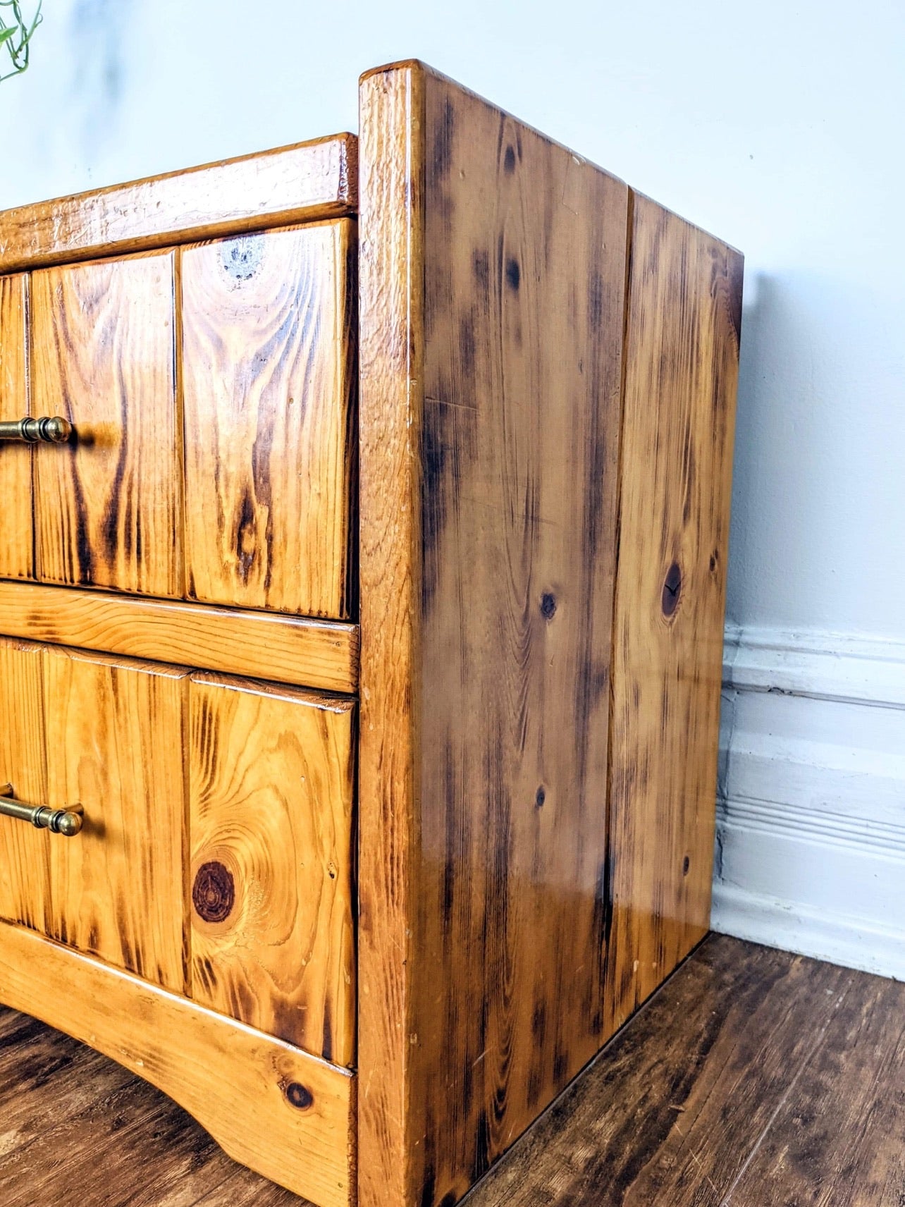 The Pinto Pine Nightstands