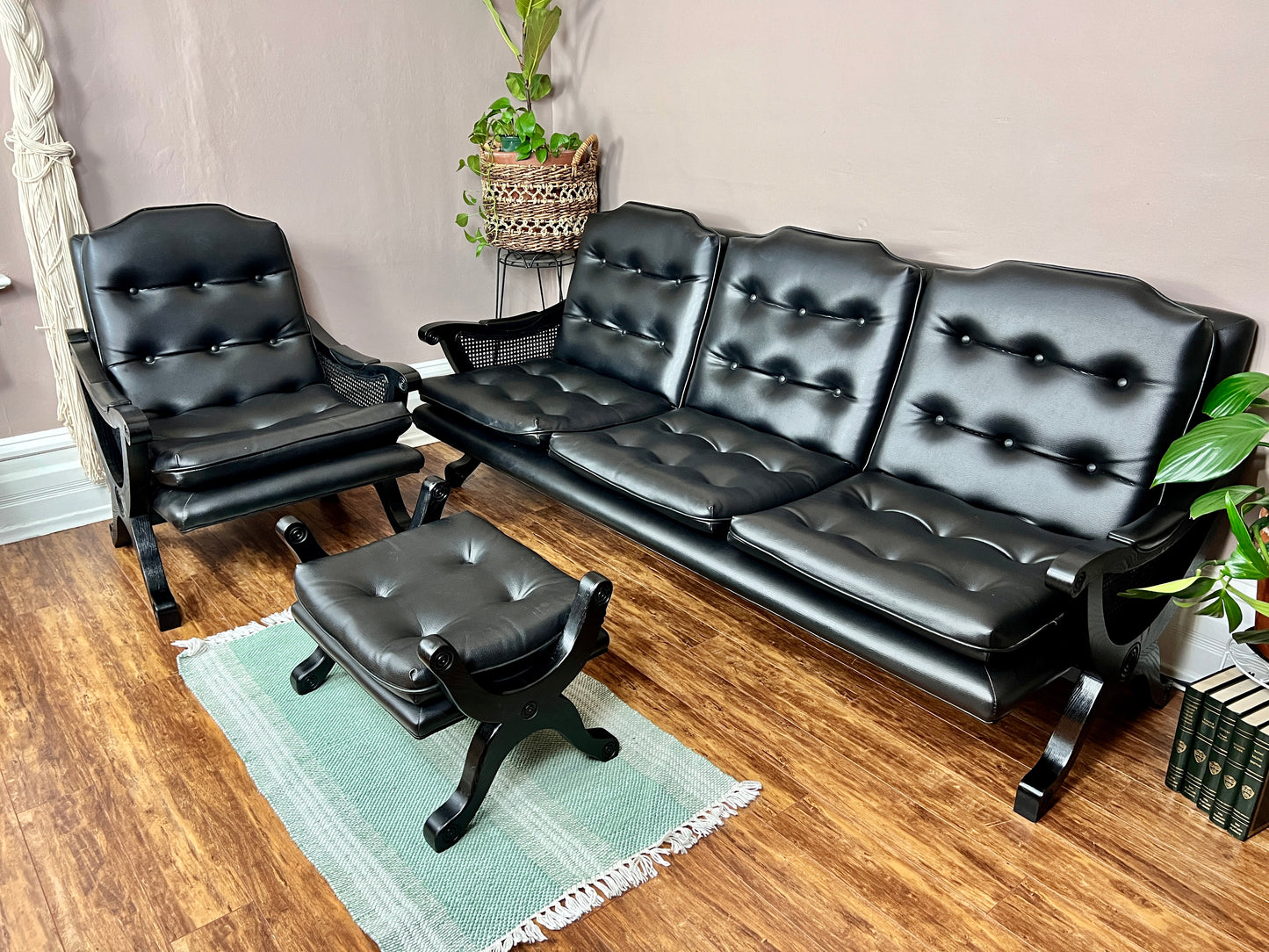 The Black Magnolia Set