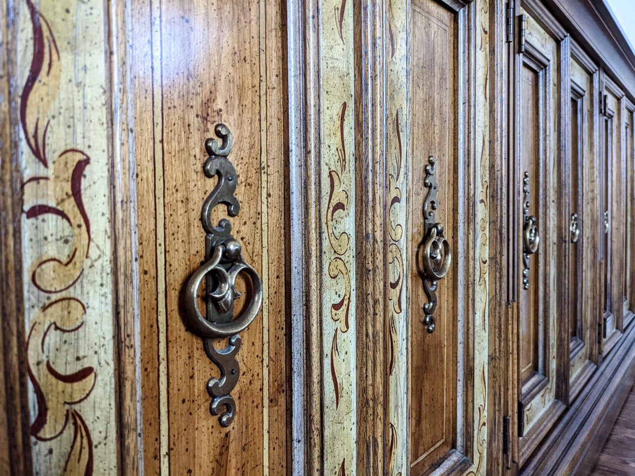 The Esperanza Credenza