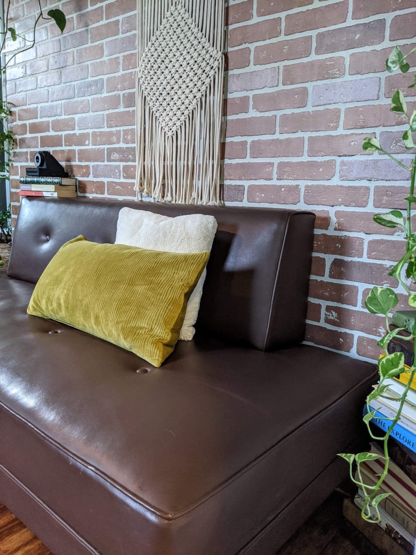 The Gilberto Sofa