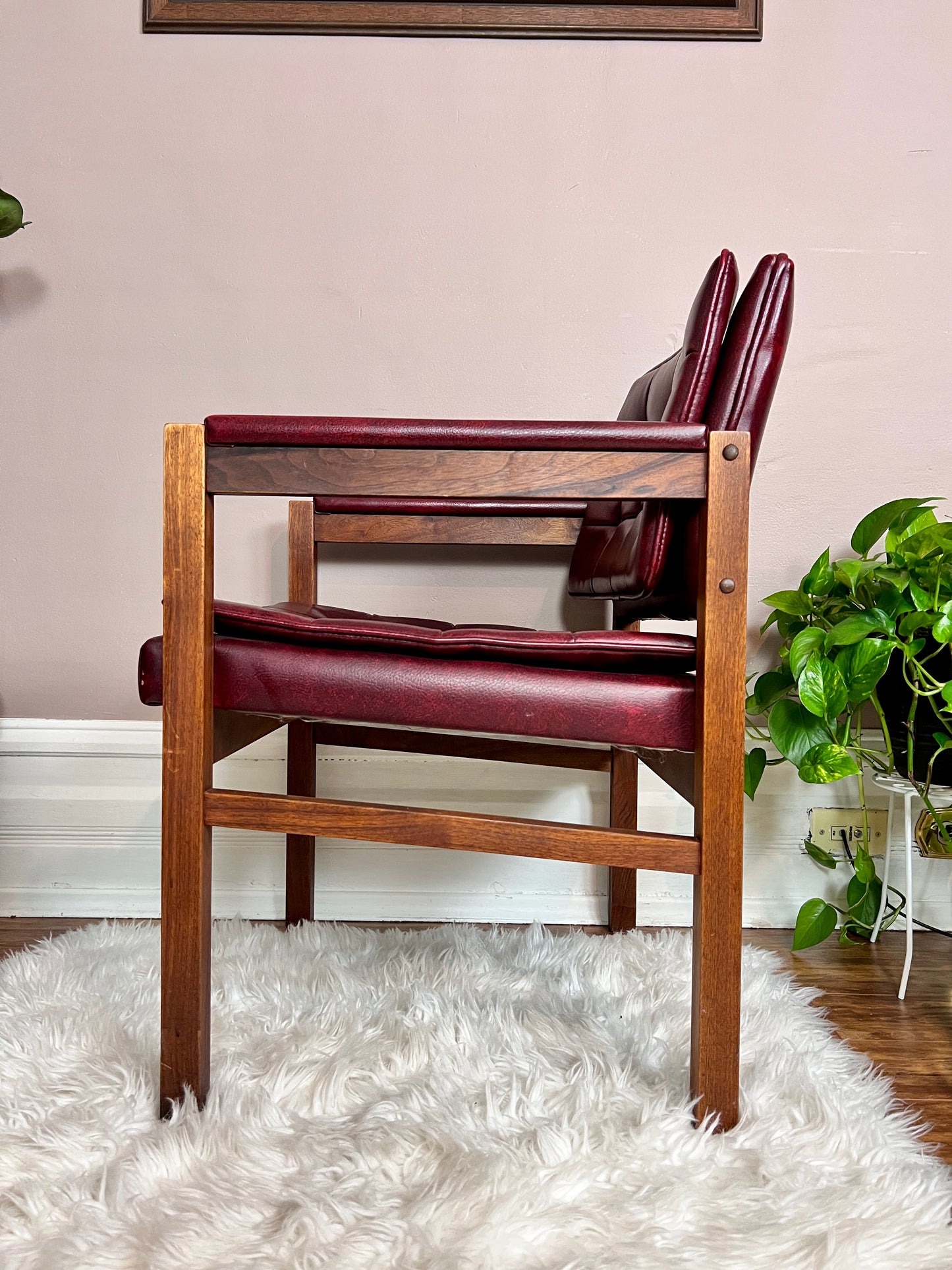 The Sangria Chair