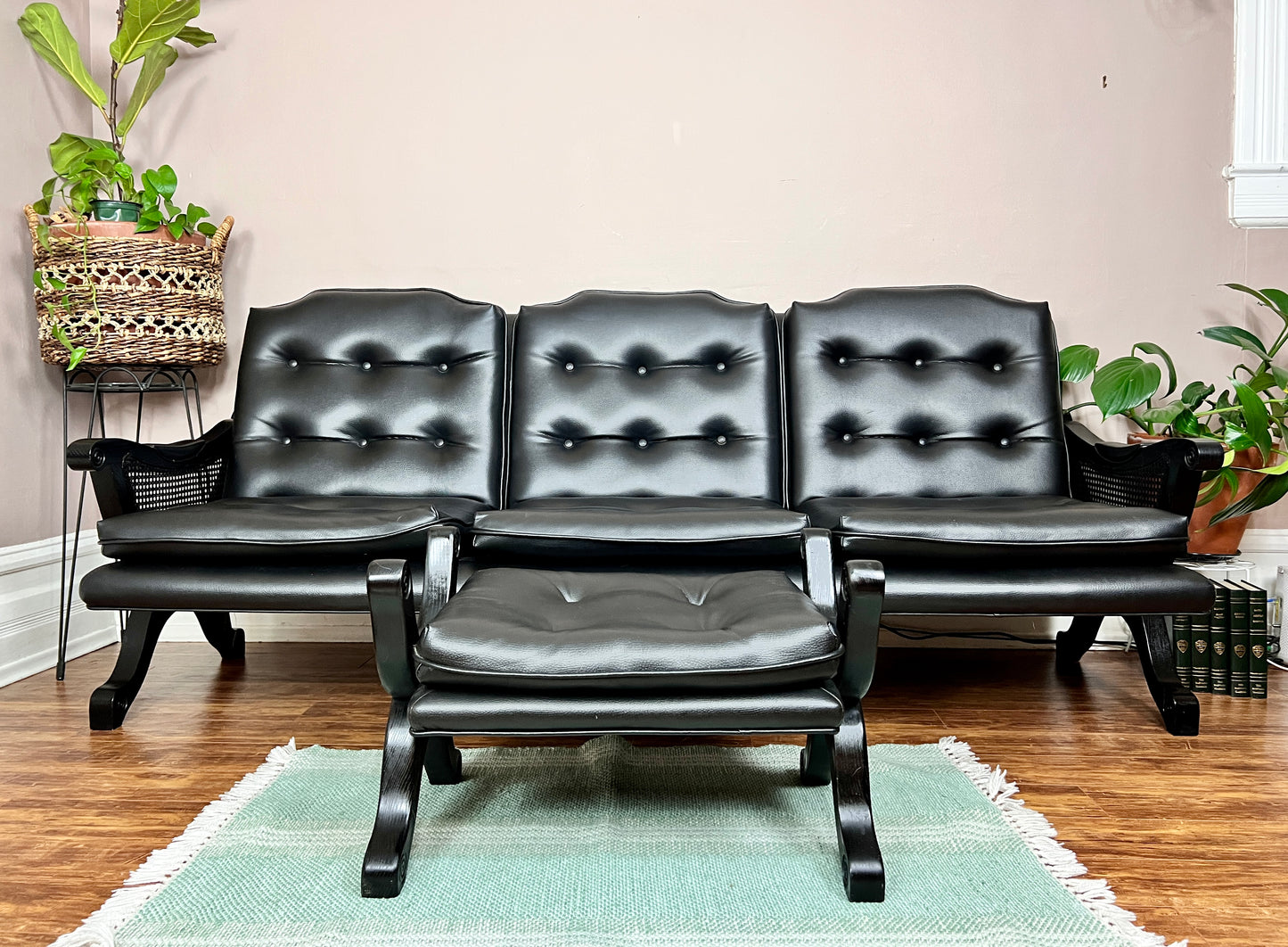 The Black Magnolia Set