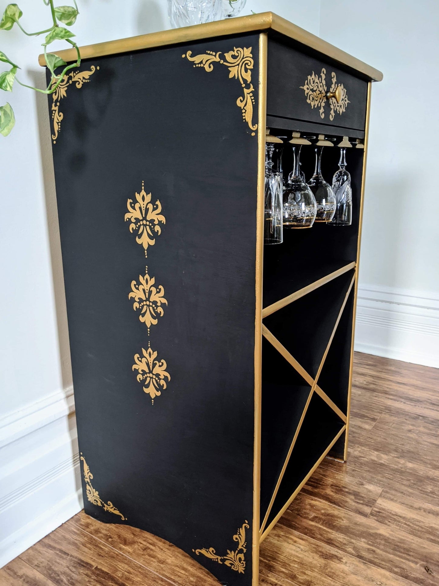Great Gatsby Art Deco 1920's 1930's Style Black Gold Bar Cabinet Wood Vintage Retro Rare Victoria BC Canada Secondhand Thrift Antique