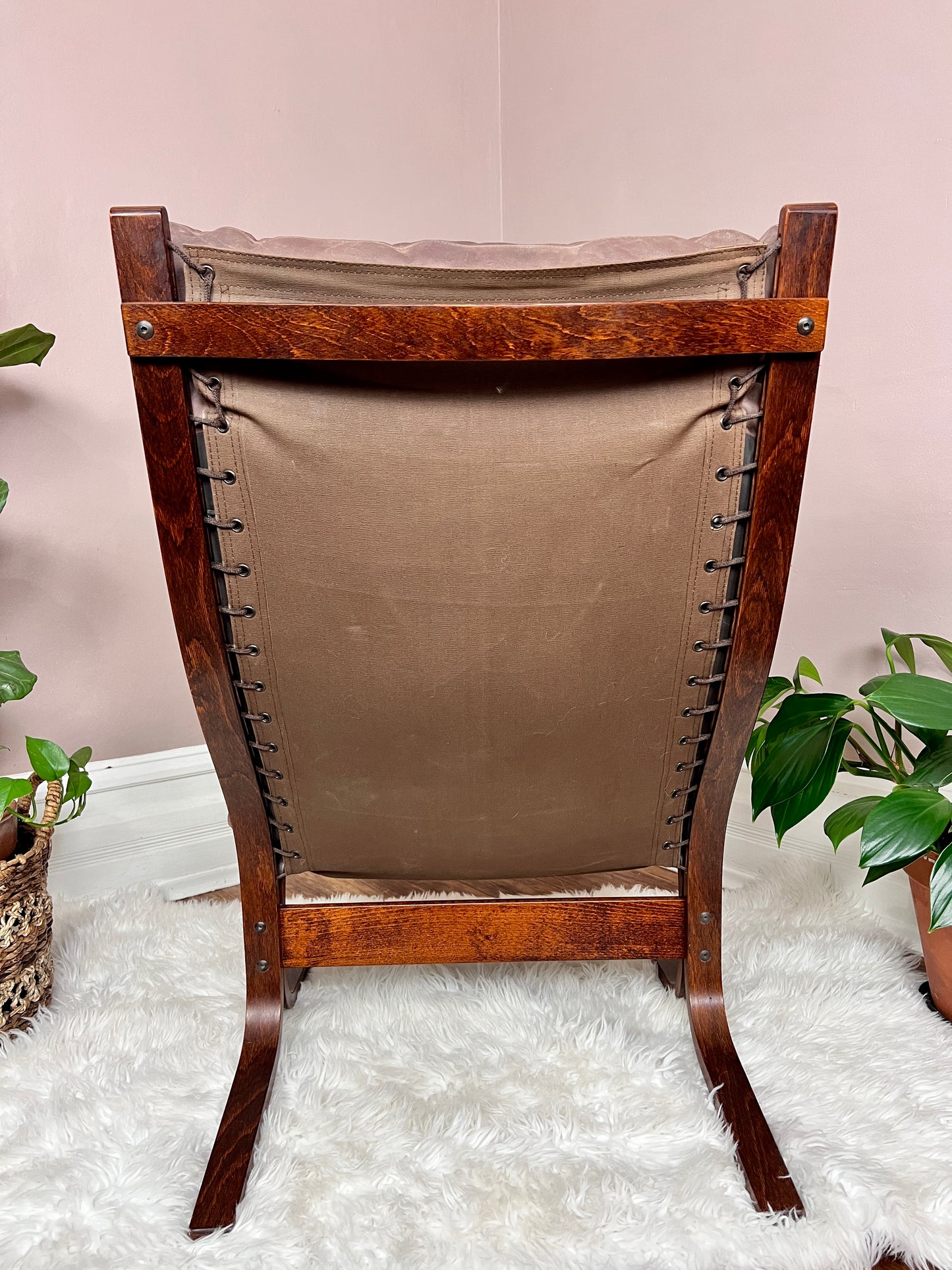 The Siesta Chair
