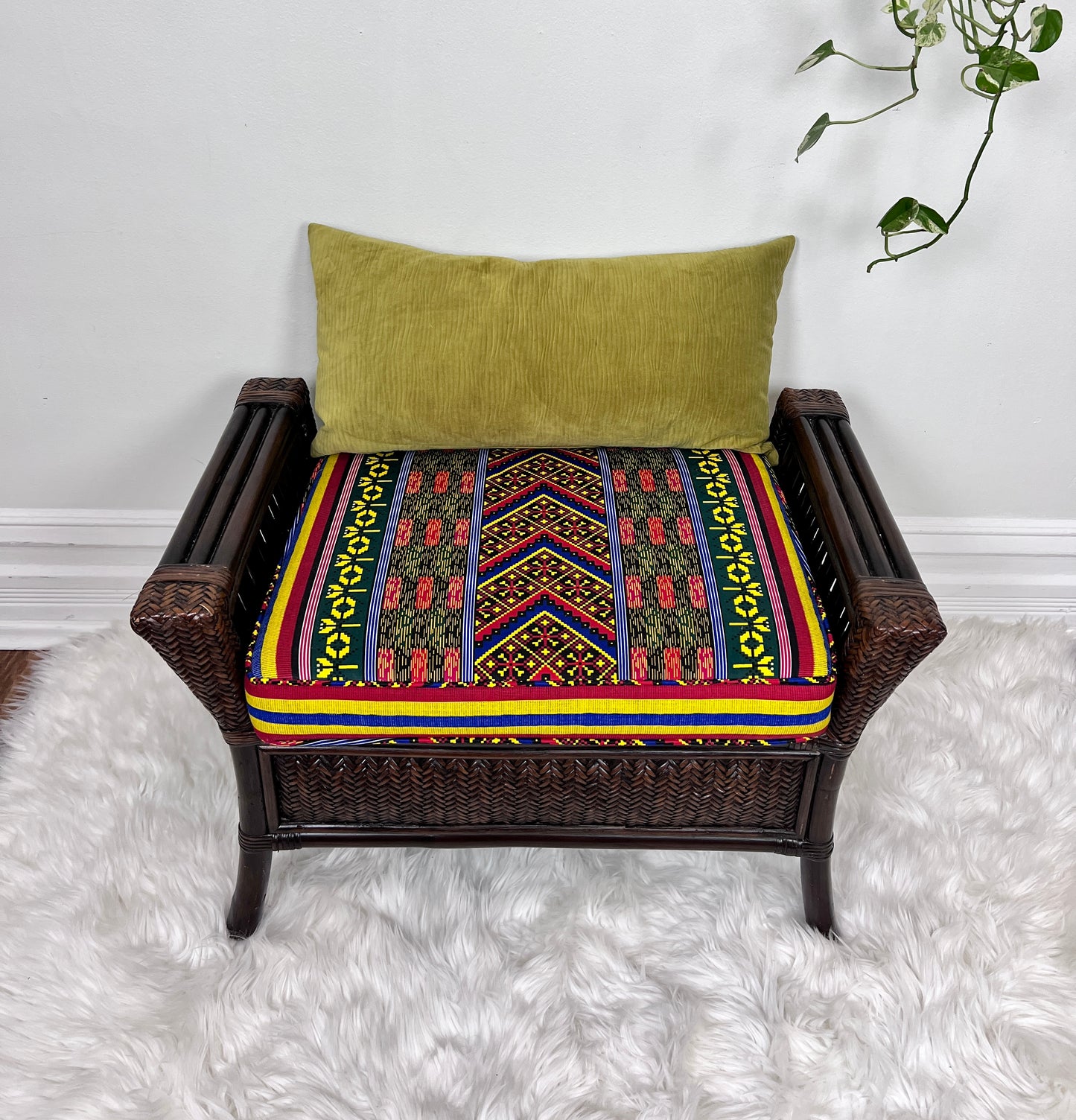 The Fiesta Wicker Bench