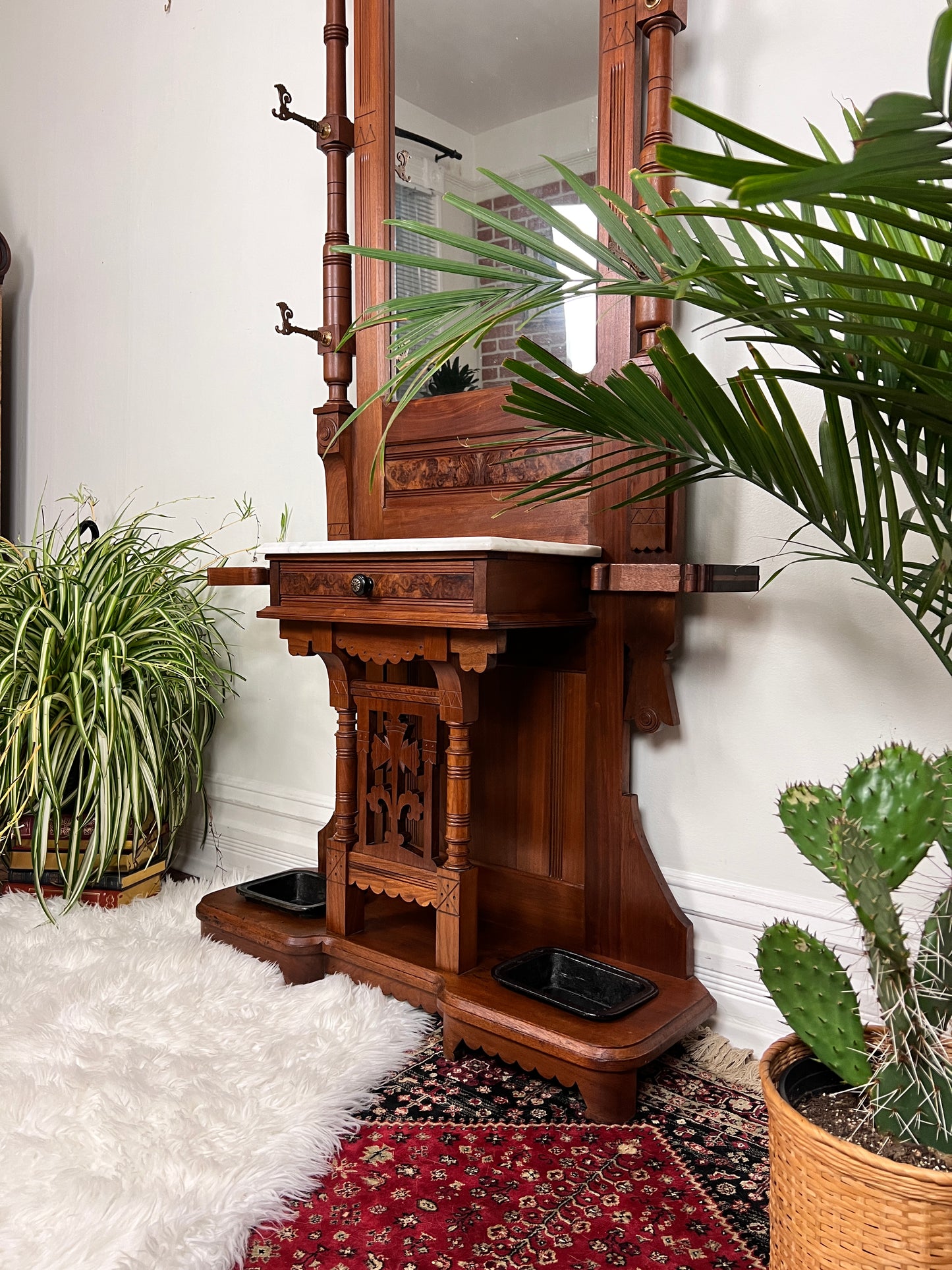 The Eastlake Hall Tree Umbrella Stand