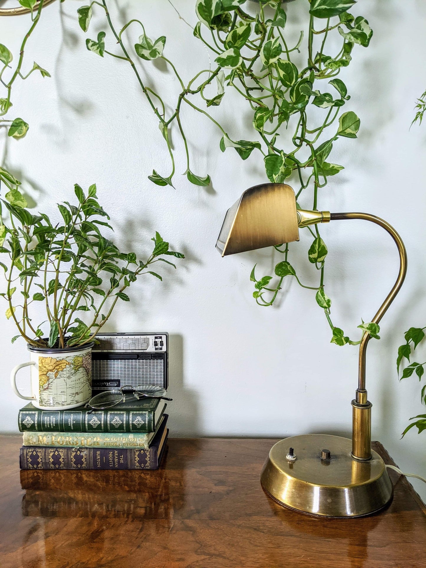 The Reddington Readers Lamp