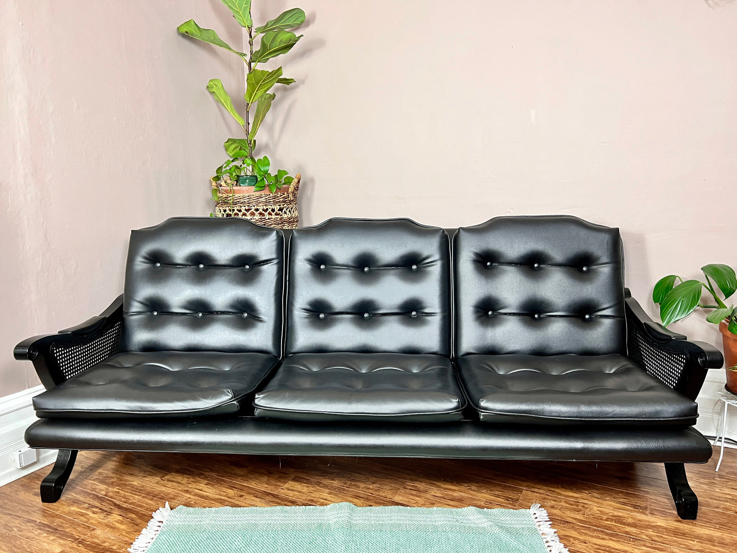 The Black Magnolia Set
