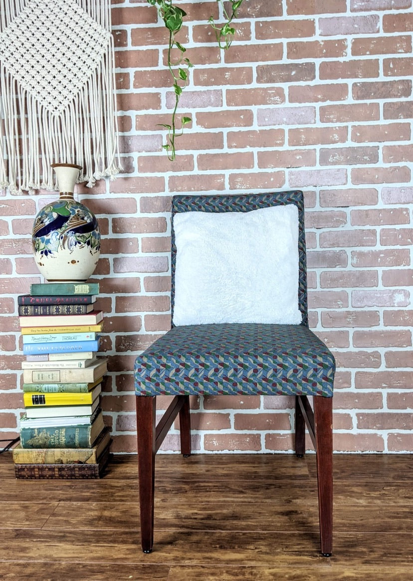 The Quazar Chair