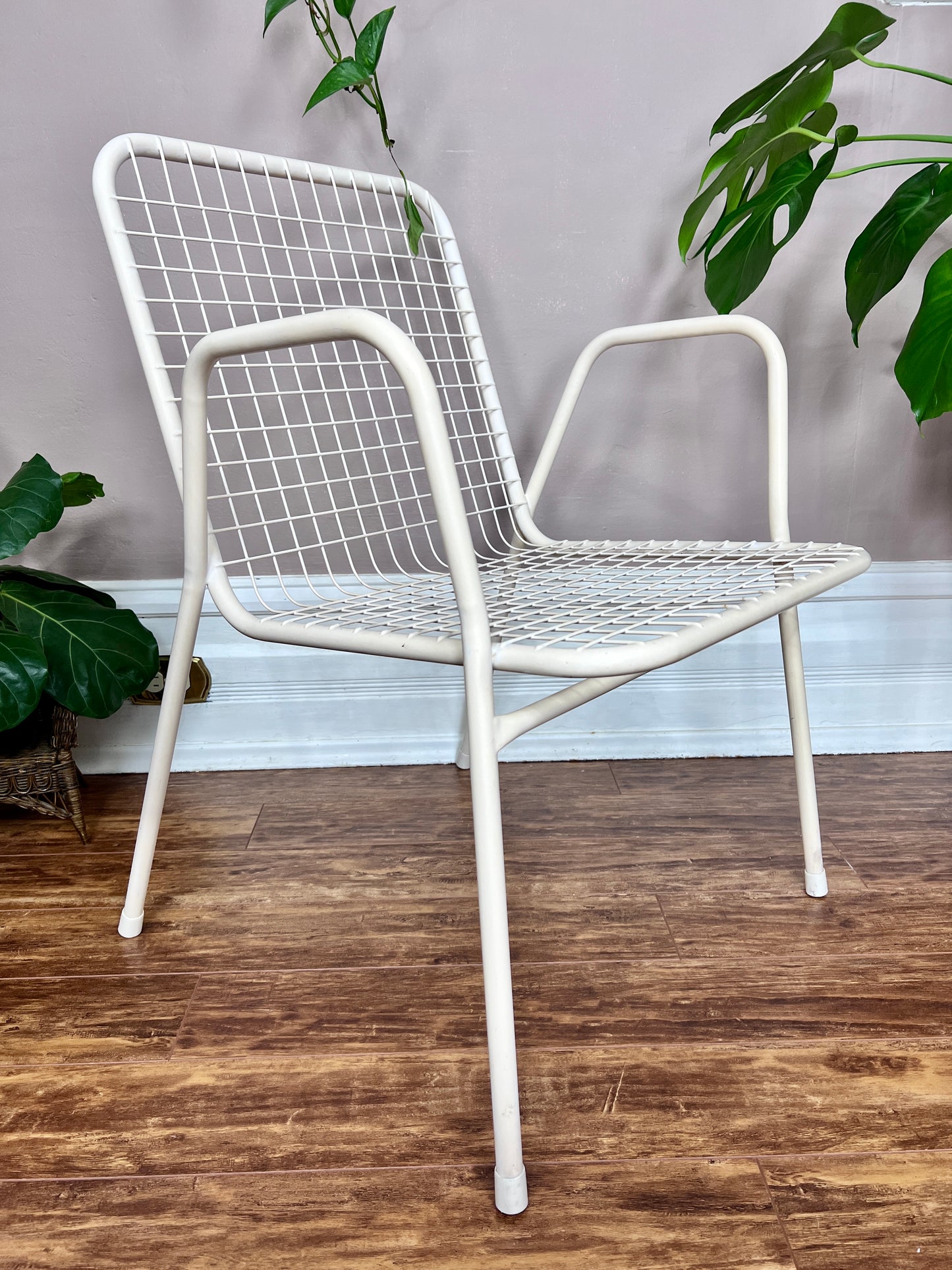 The Bjorn Garden Set