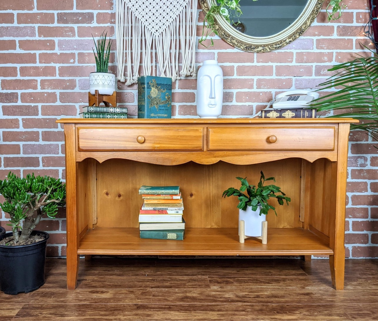 The Percival Hallway Table