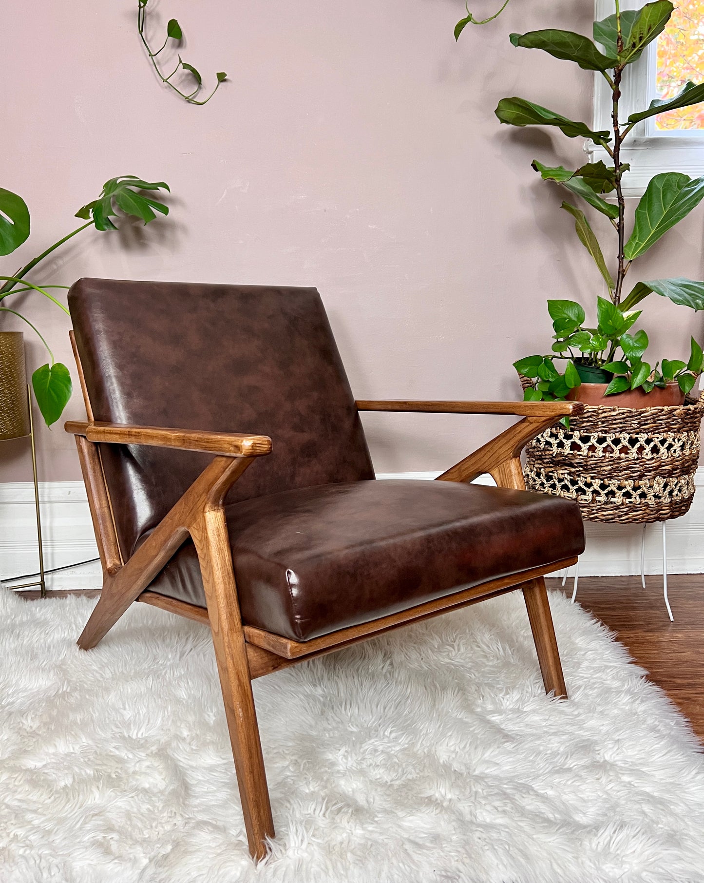 The Zephyr Lounge Chair