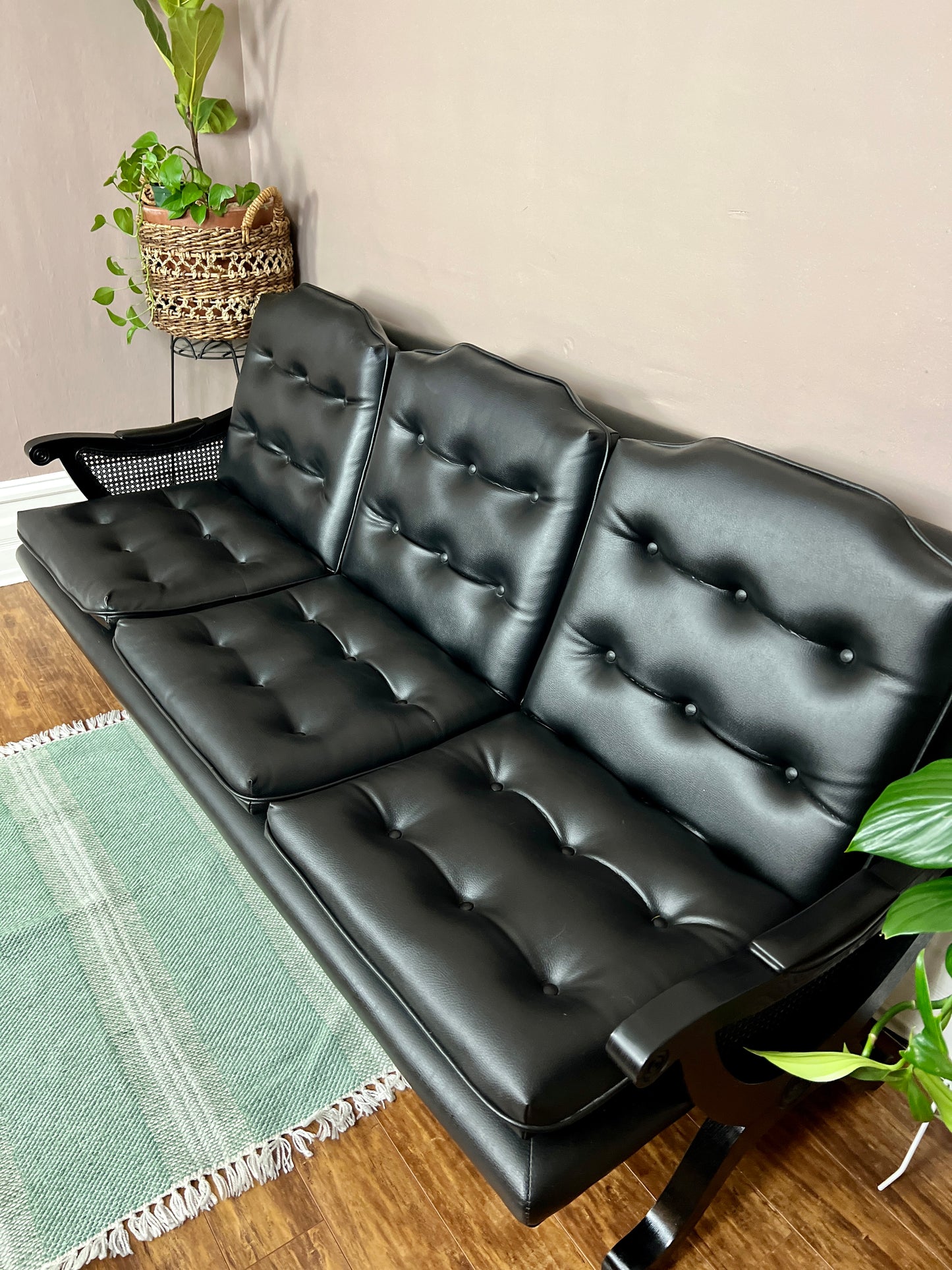 The Black Magnolia Set