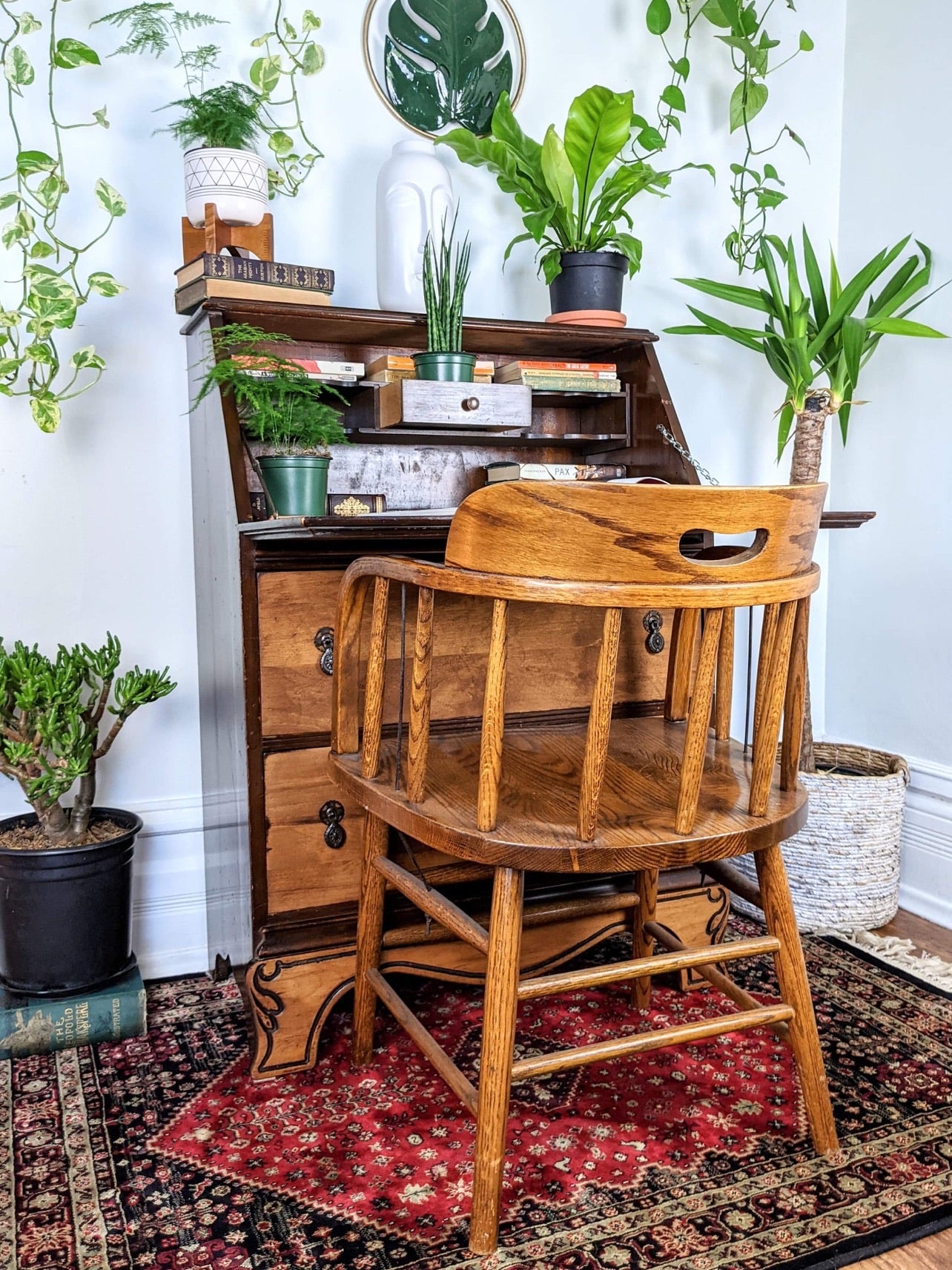 The Hammerstein Secretariat Desk