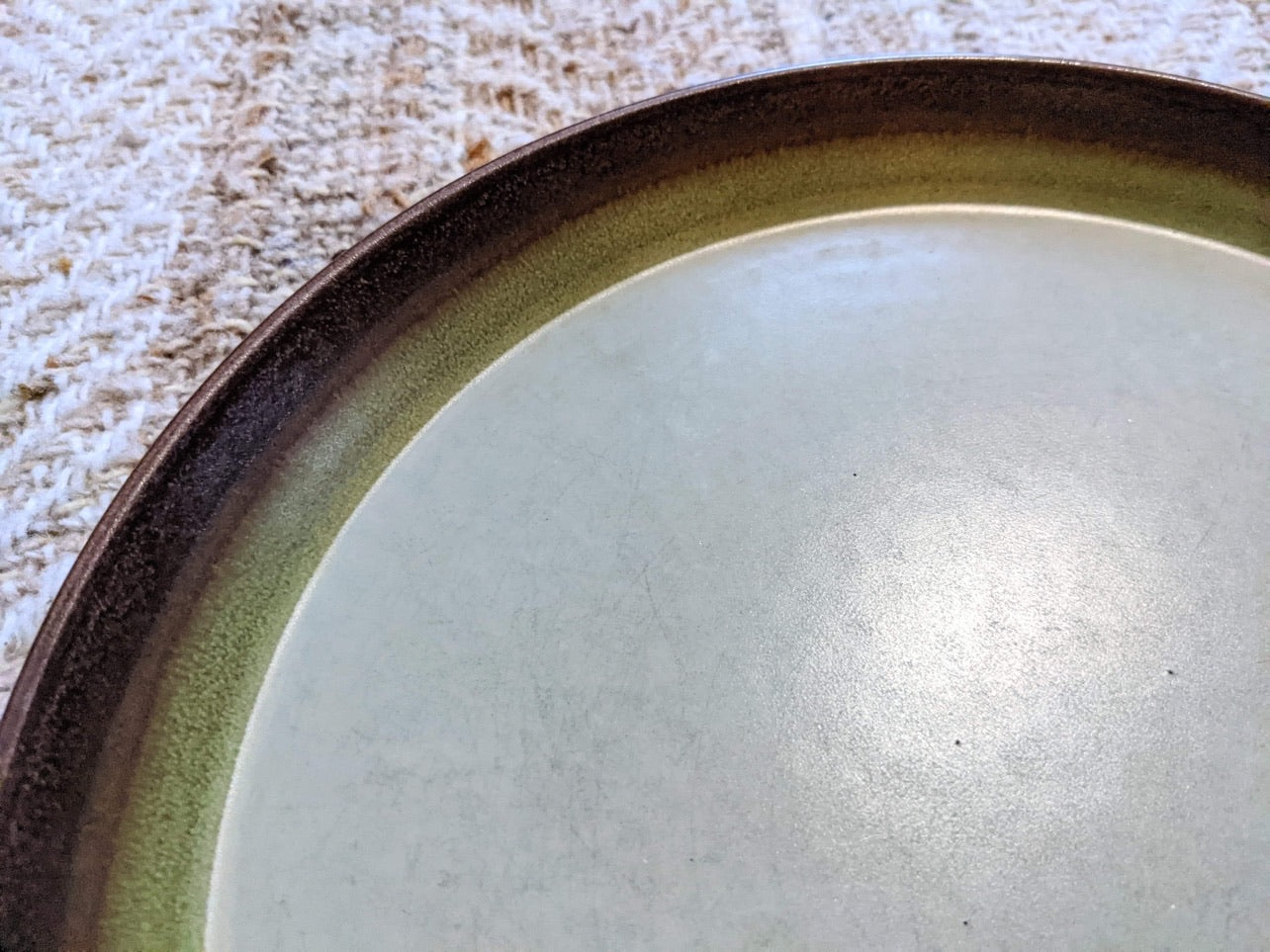The Mikasa Sahara Stoneware Plates