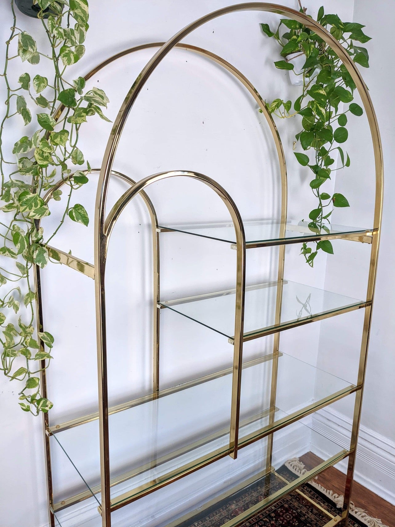 The Hanging Garden Etagere