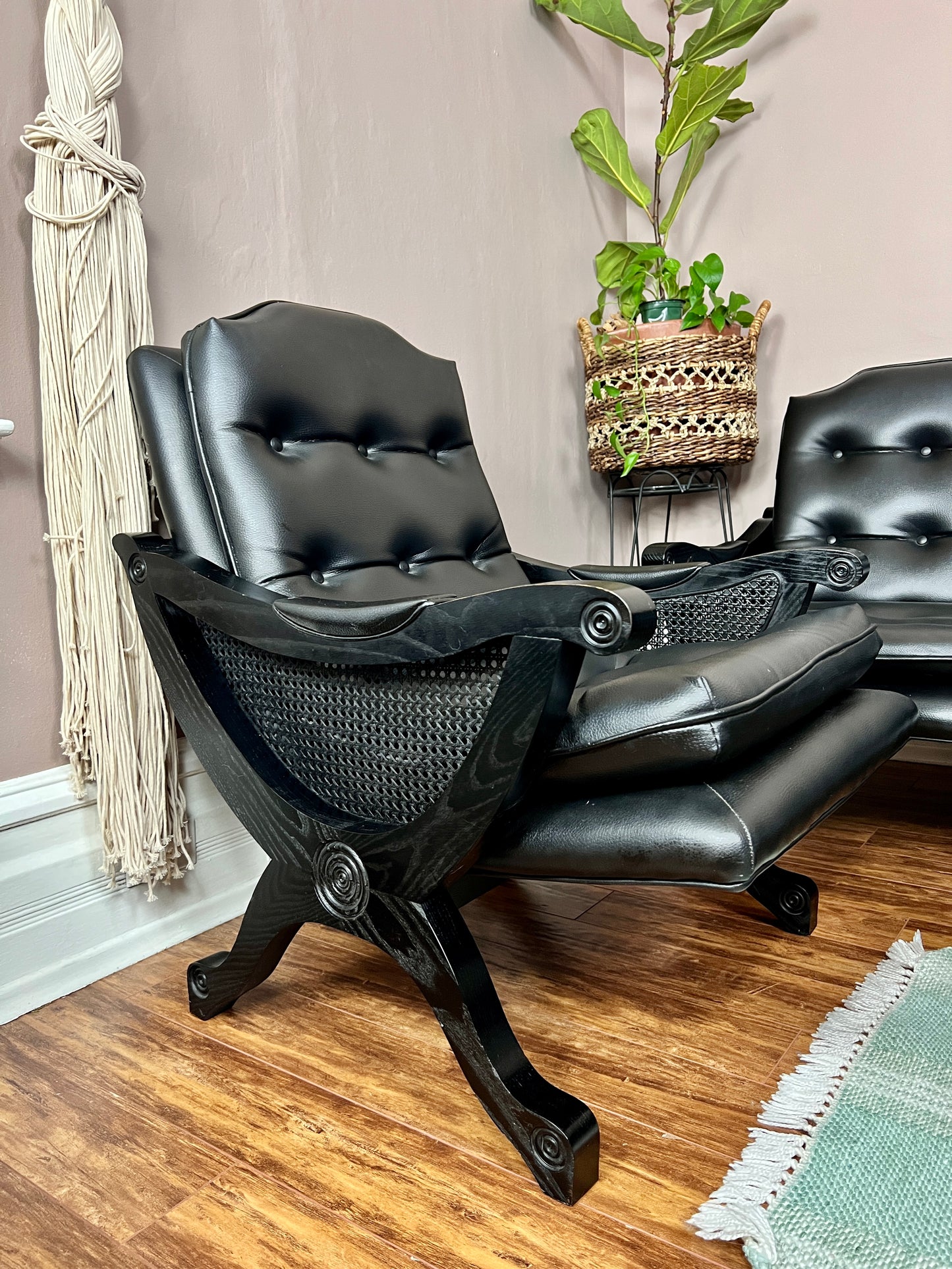 The Black Magnolia Set