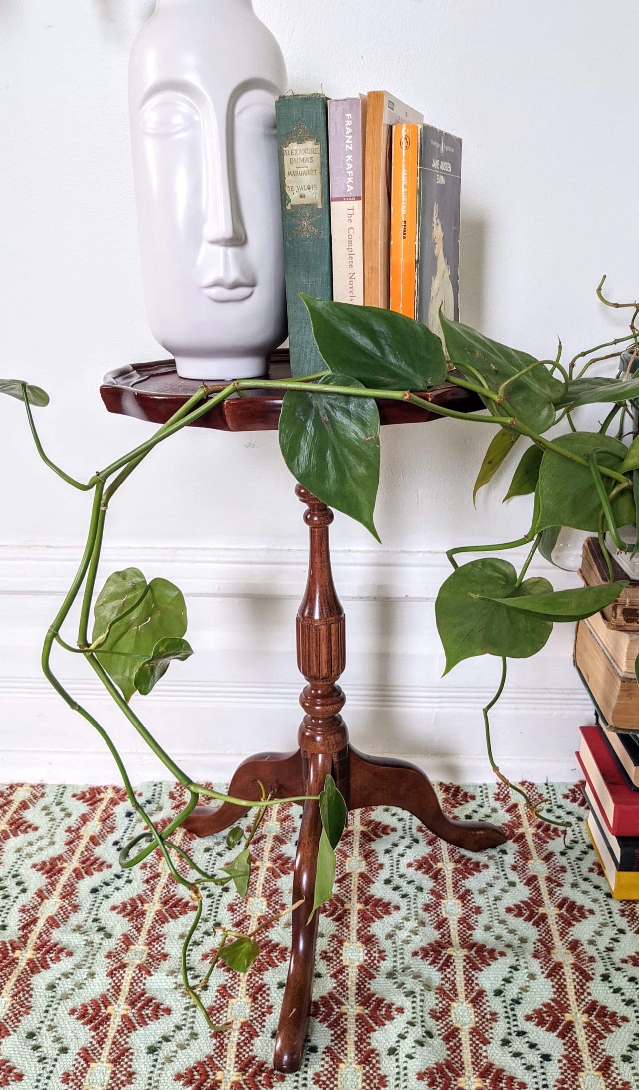 The Cuban Side Table