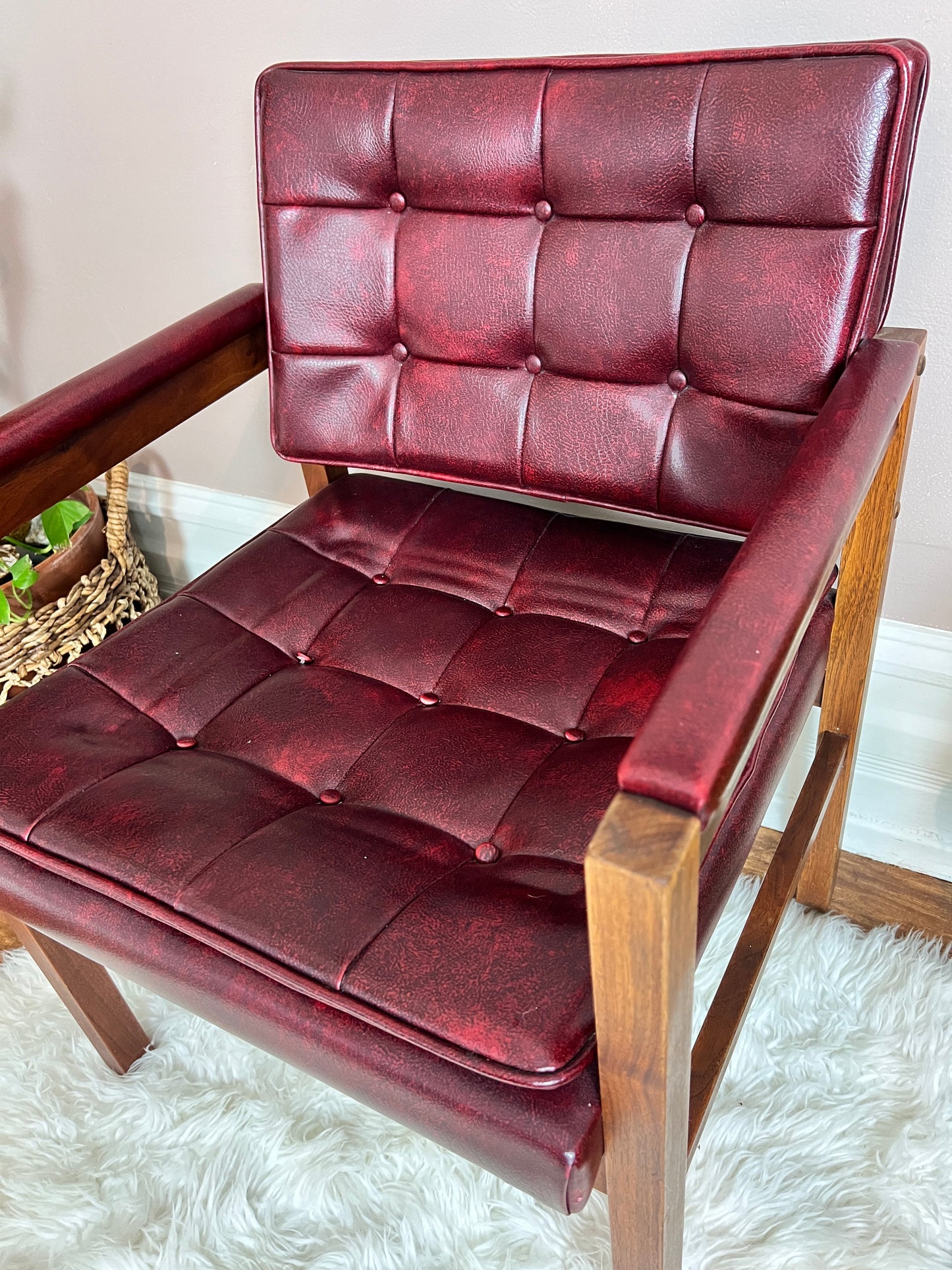 The Sangria Chair