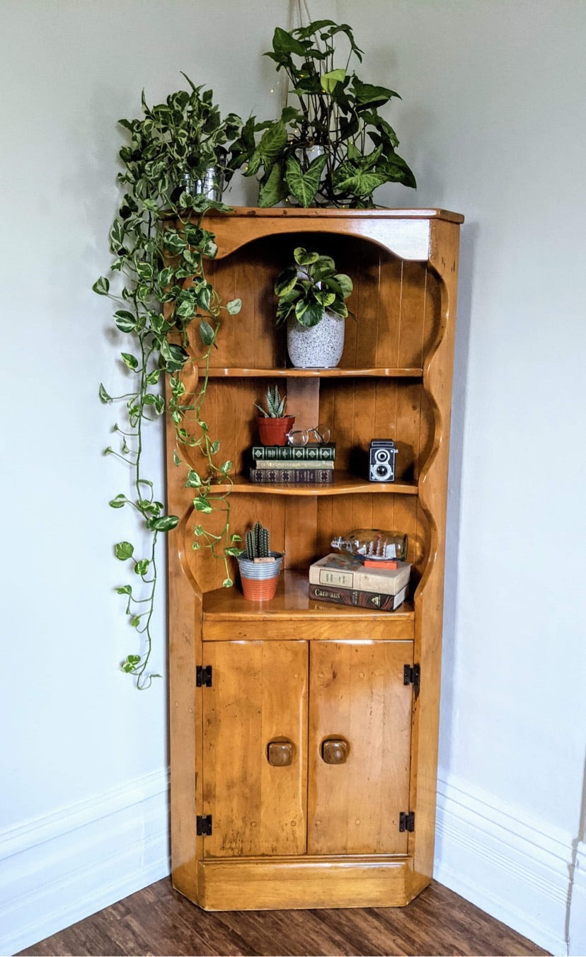 The Sea Side Shelf Cabinet