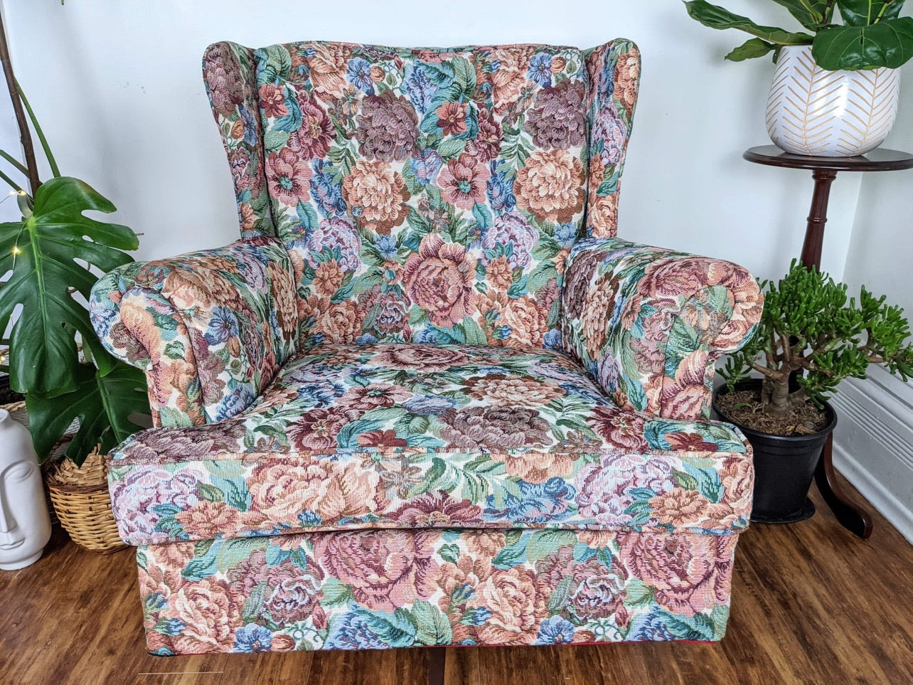 The Blooming Peony Chair