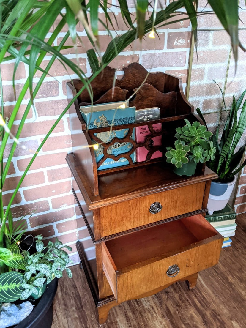 The Vincent Night Stand