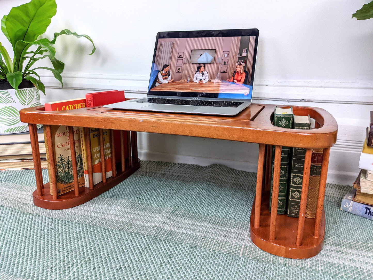 The Contessa Tray Table