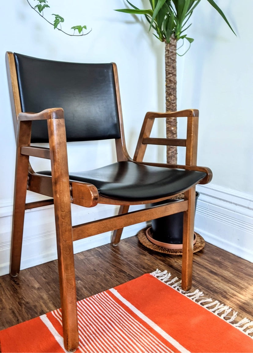 The Brødre Chair (Only 1 left!)