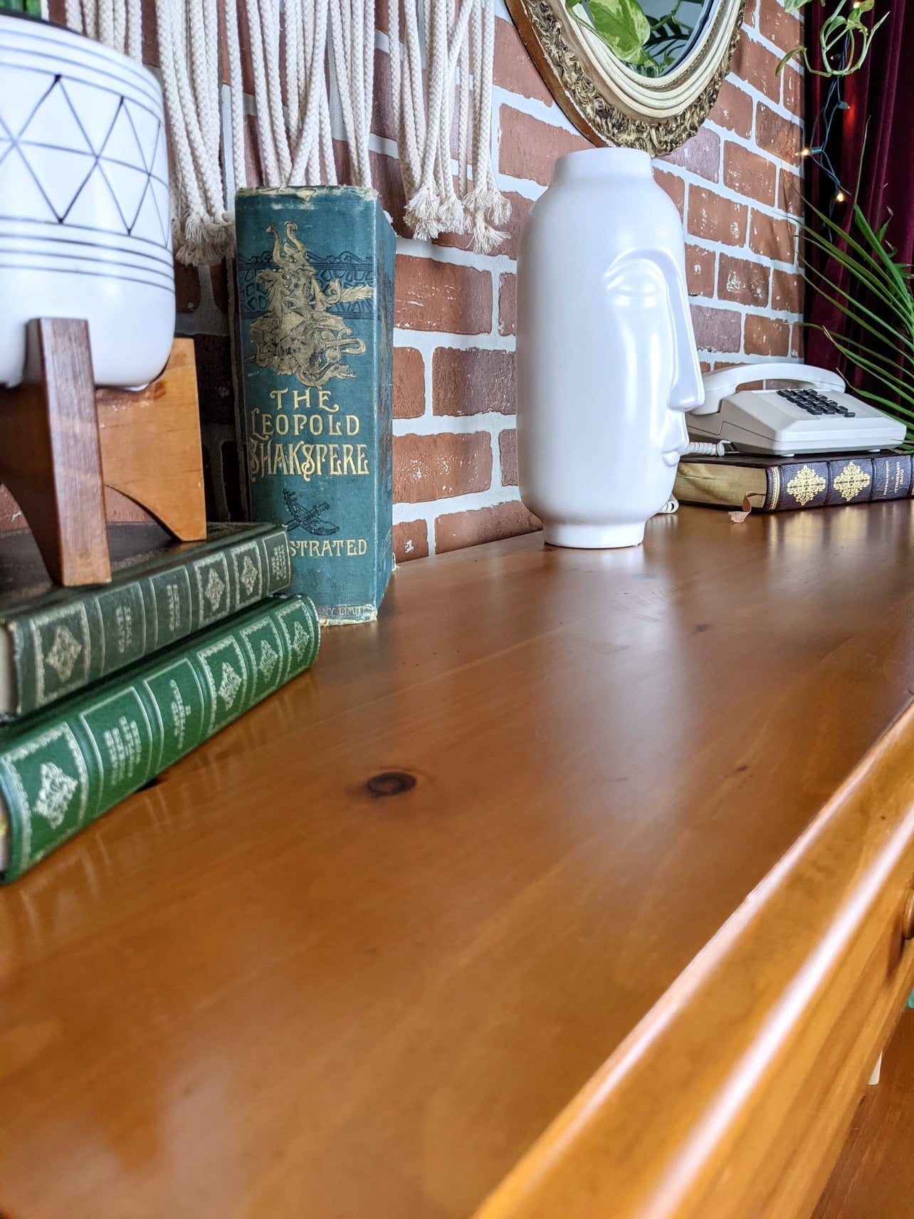 The Percival Hallway Table