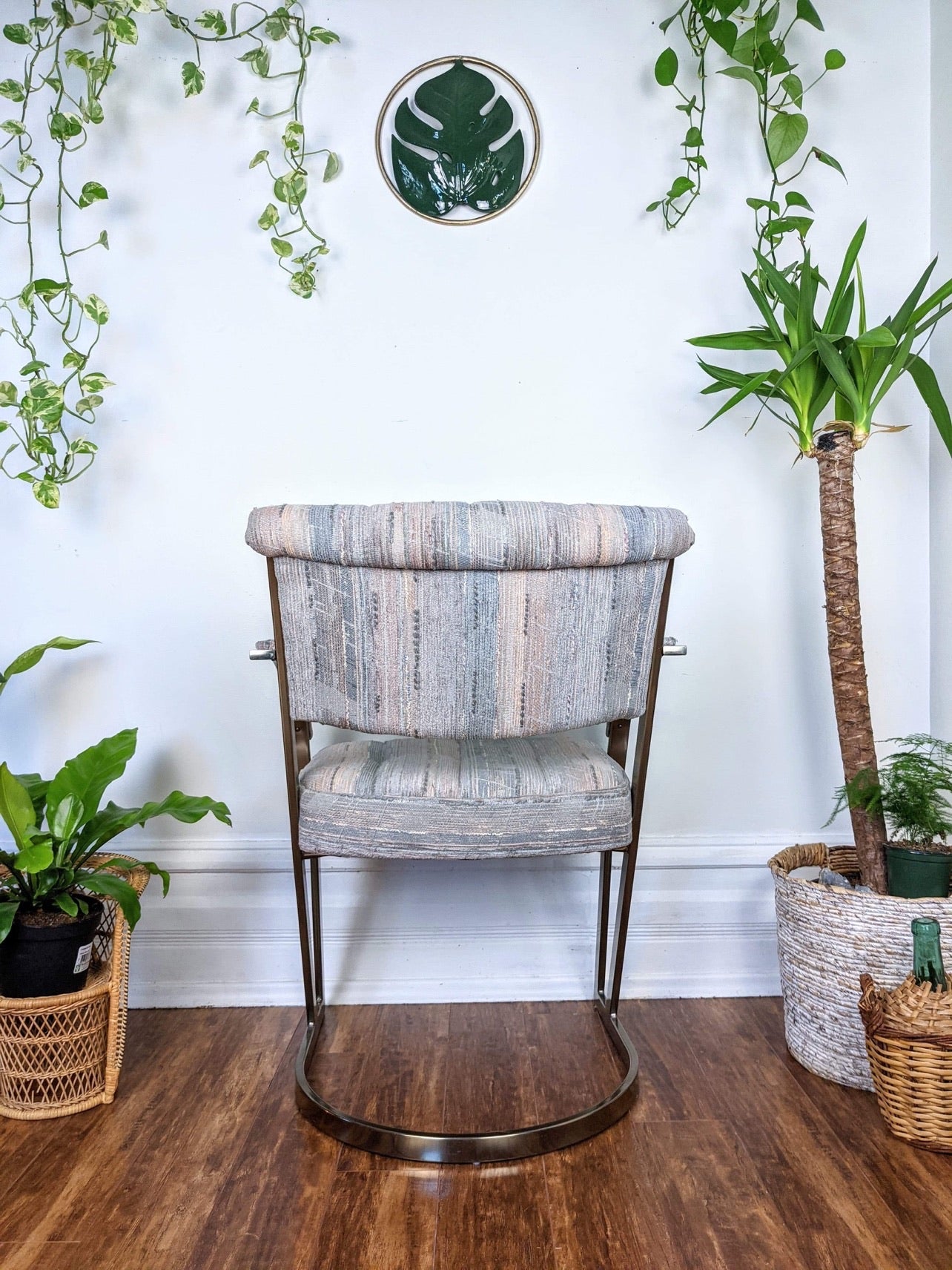 The Saturn Chairs